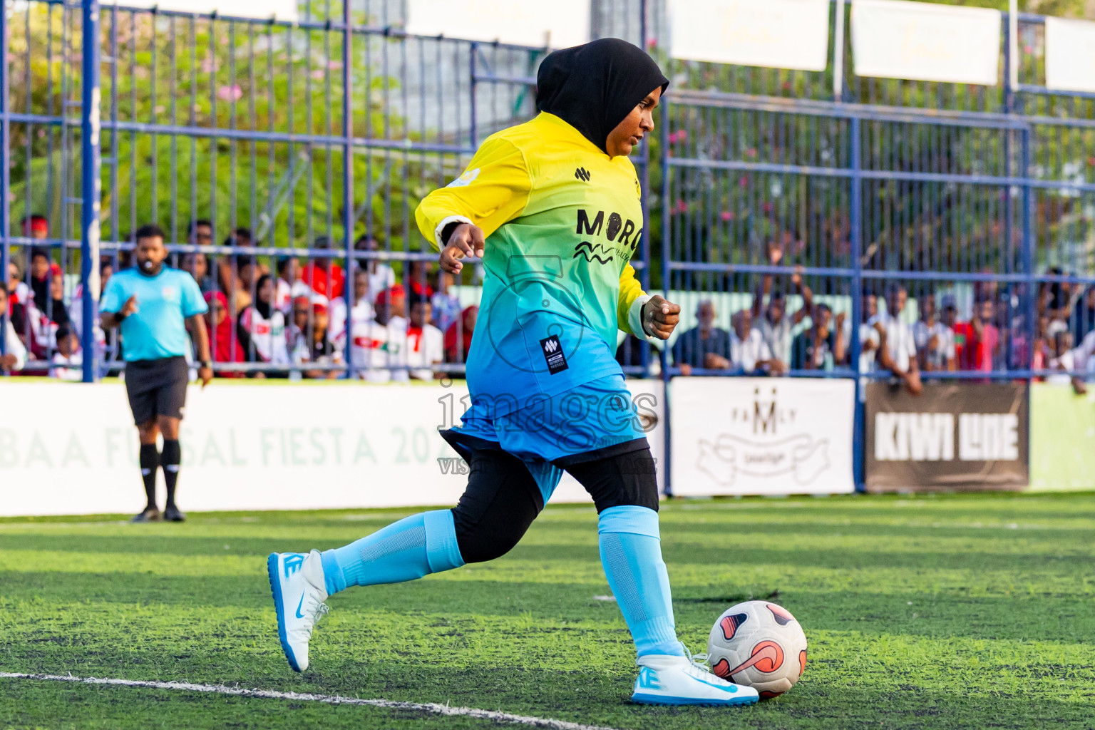 Kihaadhoo vs Goidhoo in Day 1 of Better in Baa Futsal Fiesta 2025 Woman's division held in B. Eydhafushi, Maldives on Wednesday, 5th November 2025. Photos: Nausham Waheed / images.mv