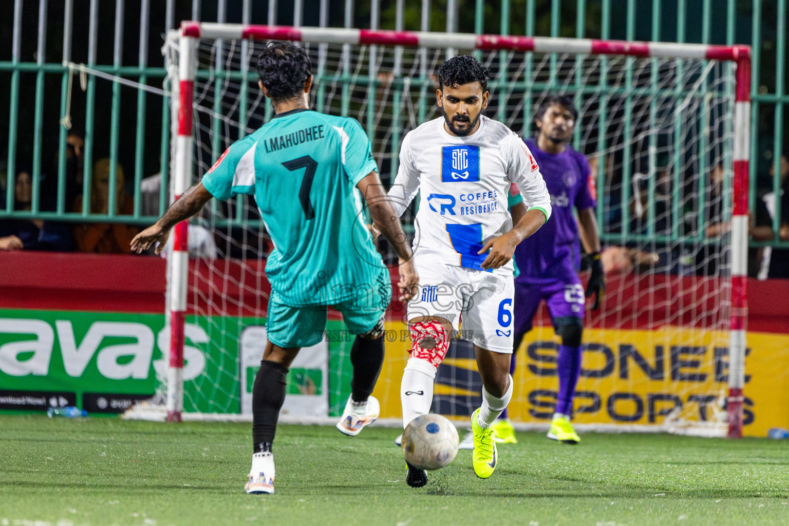 S Feydhoo vs S Hithadhoo in Seenu Atoll Final in Day 24 of Golden Futsal Challenge 2025 was held on Tuesday , 28th January 2025, in Hulhumale', Maldives. Photos: Nausham Waheed / images.mv