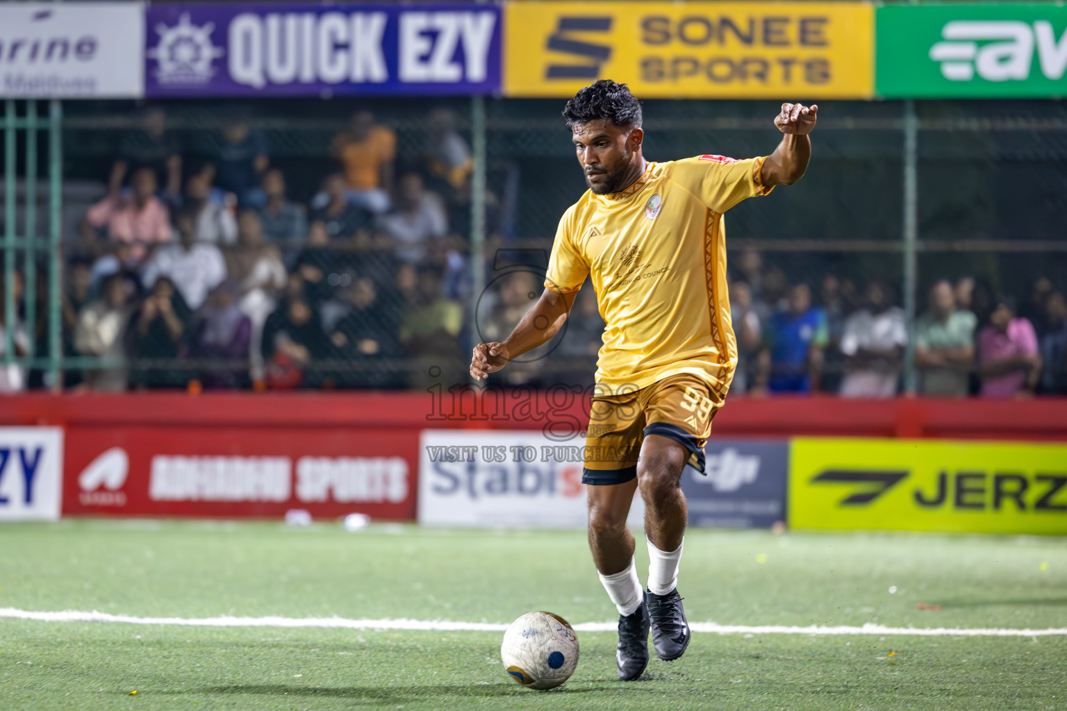 N Holhudhoo vs N Miladhoo in Noonu Atoll Final in Day 24 of Golden Futsal Challenge 2025 was held on Tuesday , 28th January 2025, in Hulhumale', Maldives. Photos: Ismail Thoriq / images.mv