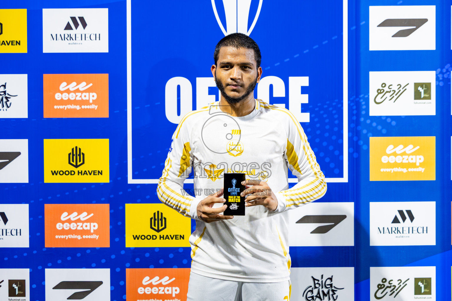 Hajj Club vs Club Apollo in Day 10 of Office League 2025 was held on Friday, 25th April 2025 in Hulhumale', Maldives. Photos: Nausham Waheed / images.mv