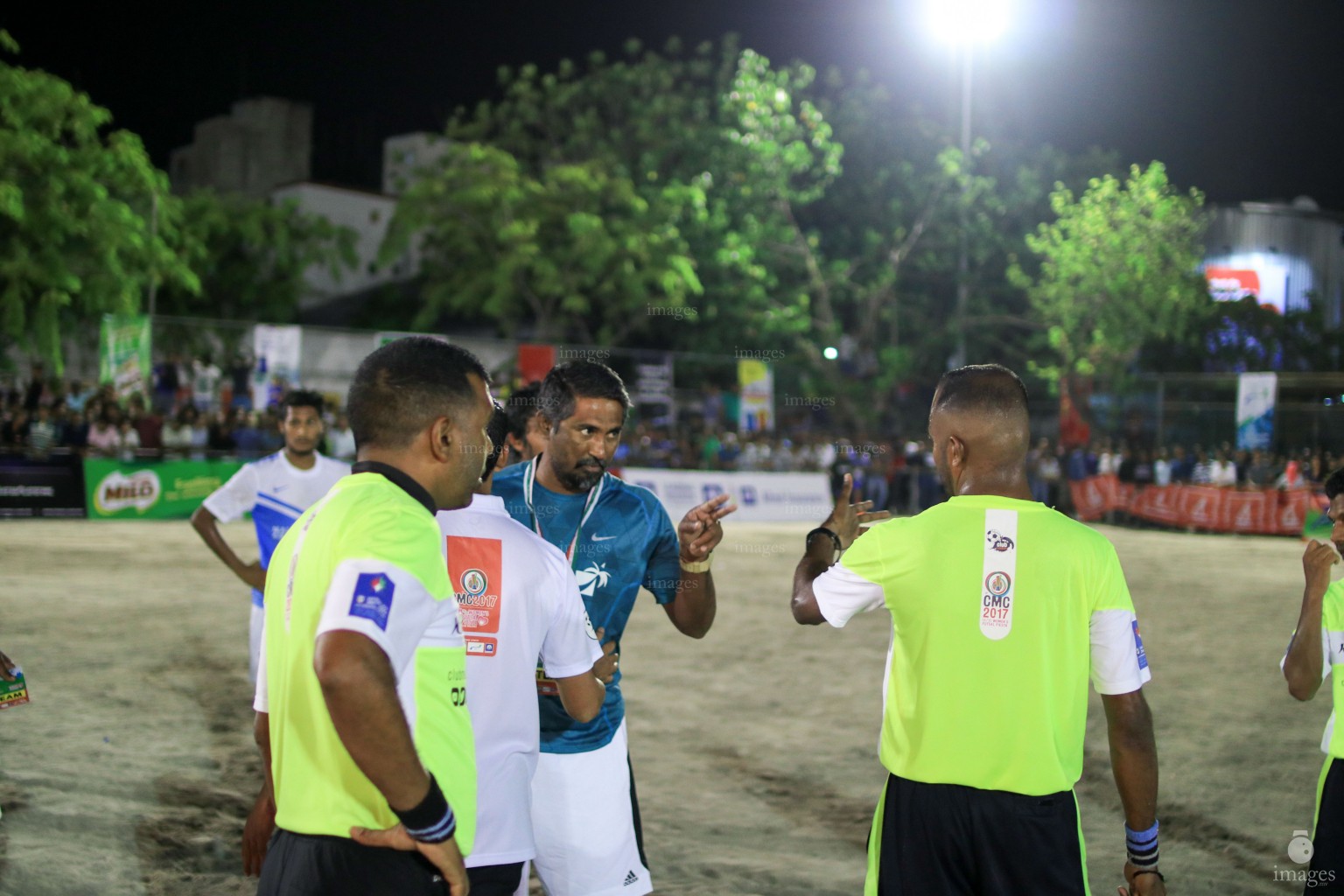 Opening matches of Club Maldives Cup 2017 and 18/30 Womens Futsal Fiesta in Male', Maldives, Saturday, April 8, 2017.(Images.mv Photo/ Hussain Sinan). 