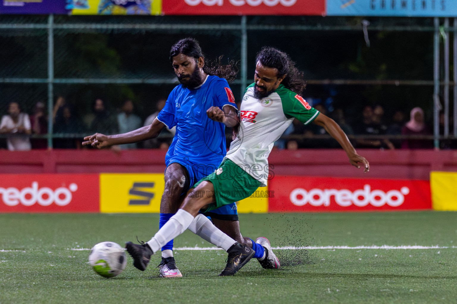 R Alifushi vs R Maduvvari in Day 8 of Golden Futsal Challenge 2024 was held on Monday, 22nd January 2024, in Hulhumale', Maldives Photos: Mohamed Mahfooz Moosa / images.mv