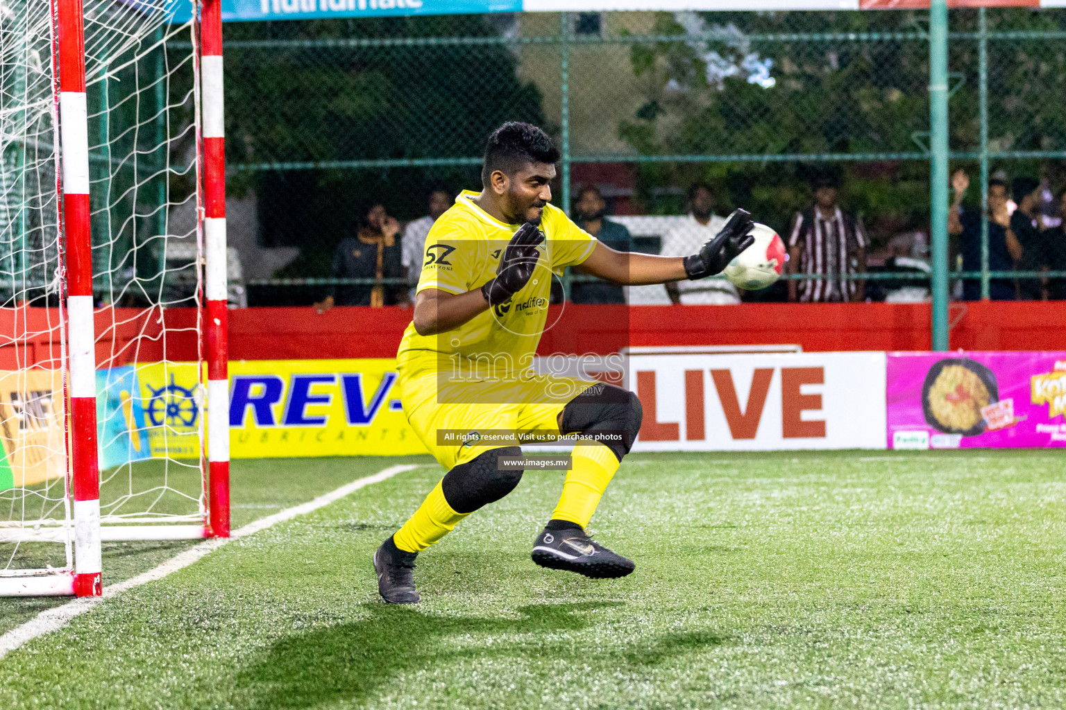 HA. Filladhoo vs HA. Thakandhoo in Day 6 of Golden Futsal Challenge 2023 on 10 February 2023 in Hulhumale, Male, Maldives