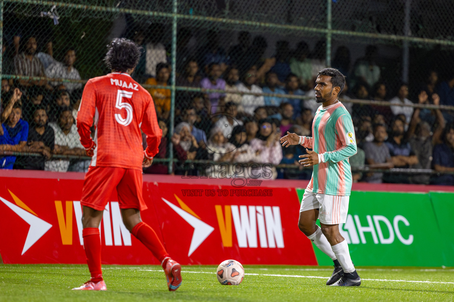 Joali Maldives vs Club Combination (Eydhafushi) in Kings Cup of Club Maldives 2025 was held in Rehendhi Futsal Ground, Hulhumale', Maldives on Saturday, 6th September 2025. Photos: Ismail Thoriq / images.mv