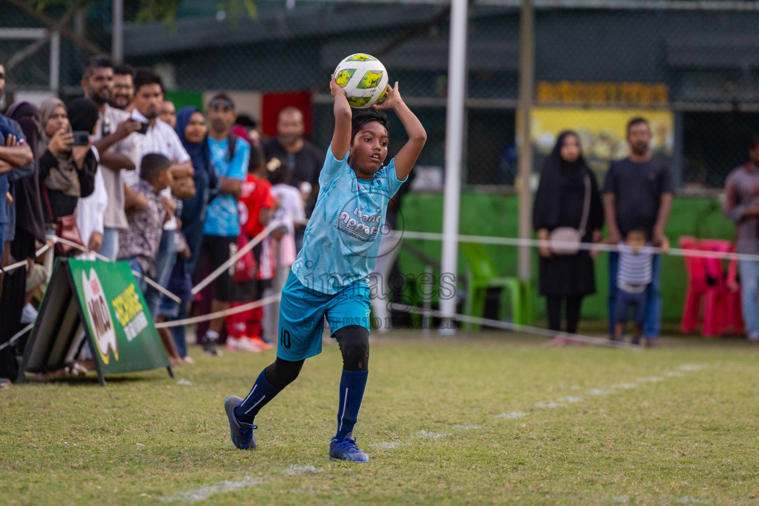 Day 2 of MILO Academy Championship 2025 was held on Friday, 14th February 2025 in Henveiru Stadium. 
Photos: Hassan Simah / Images.mv