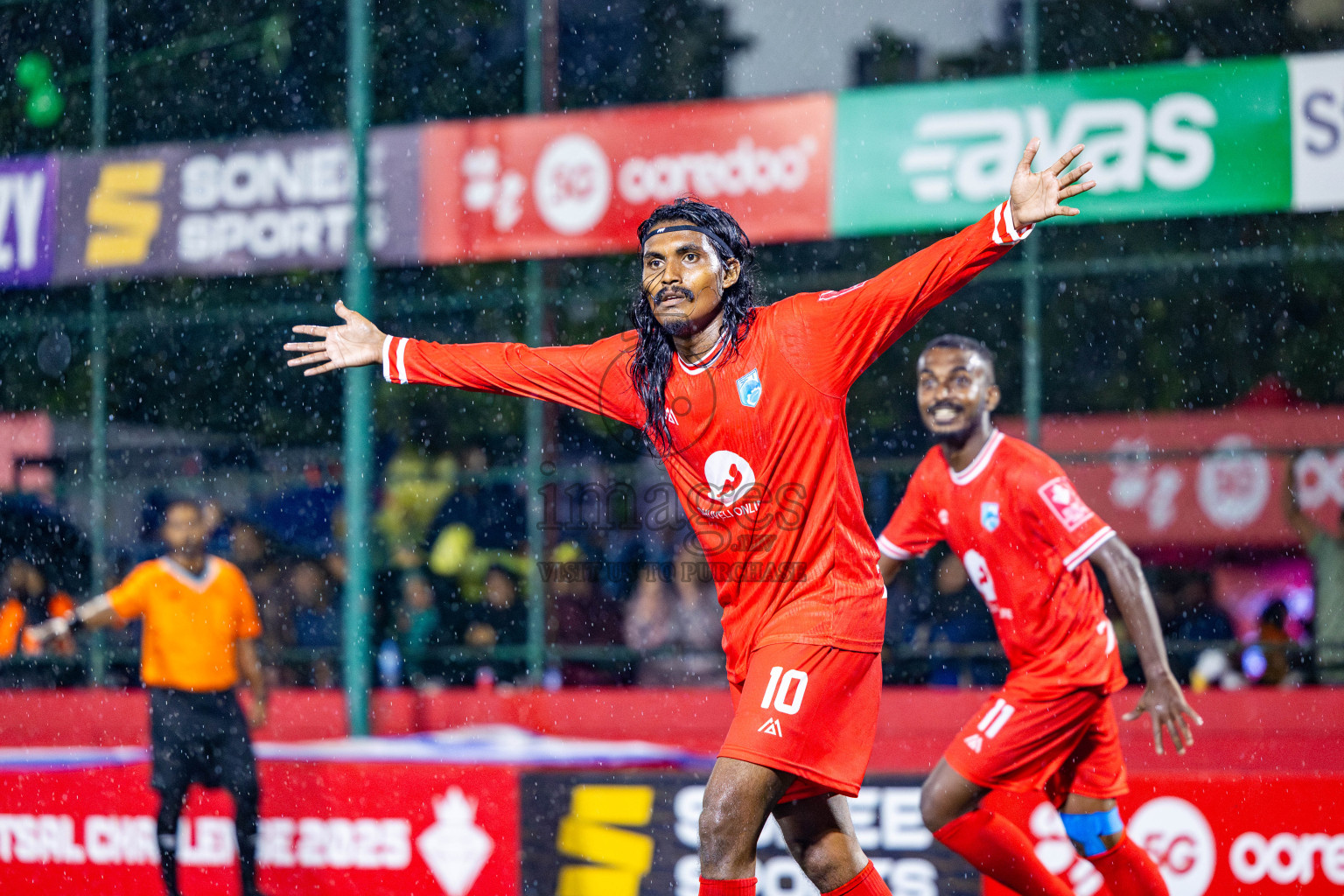 Th Buruni vs Th Gaadhiffushi in Day 18 of Golden Futsal Challenge 2025 was held on Wednesday, 22nd January 2025, in Hulhumale', Maldives. Photos: Nausham Waheed / images.mv