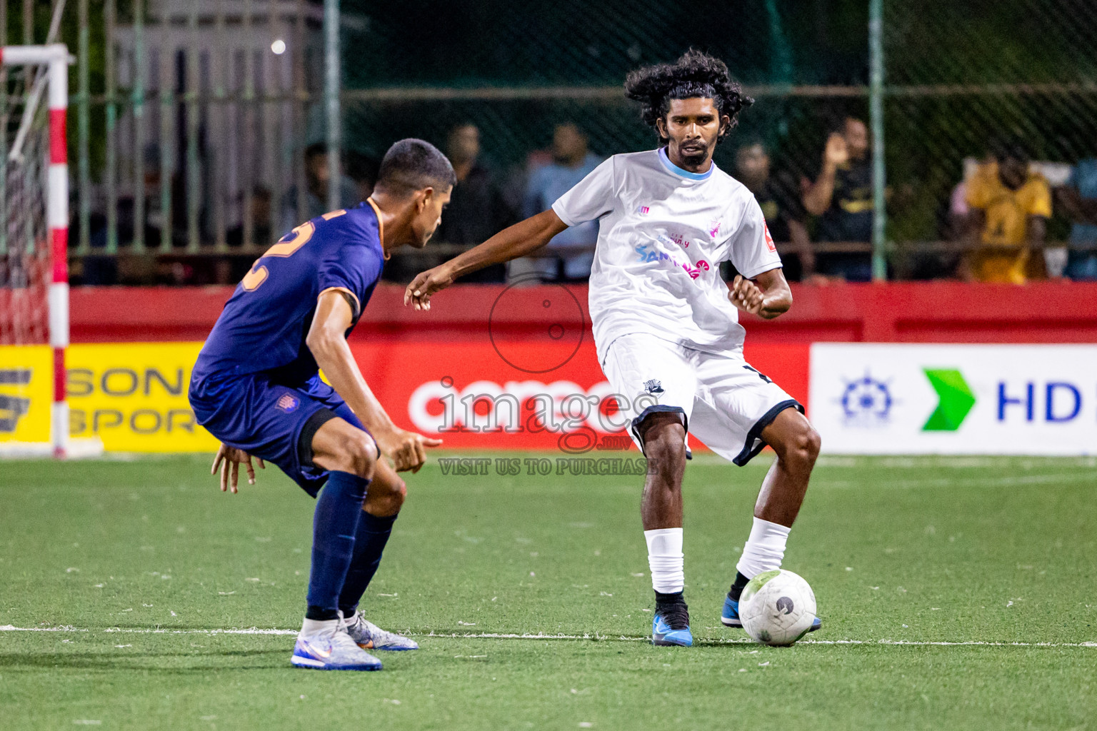 Lh. Kurendhoo VS Lh. Olhuvelifushi in Day 24 of Golden Futsal Challenge 2024 was held on Wednesday , 7th February 2024 in Hulhumale', Maldives 
Photos: Hassan Simah / images.mv