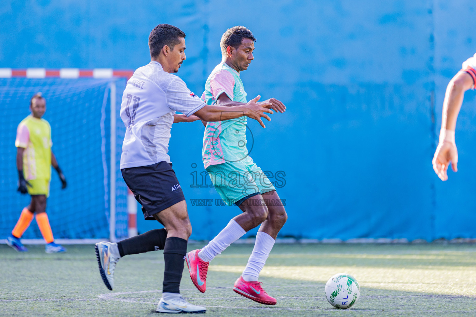Resort League 2025 Raa Zone - Day 1
Joali vs Kothaifaru in Resort League 2025 (Raa Zone) was held on Friday, 15th august 2025 in JOALI Maldives Resort, Raa Atoll, Maldives. Photos: Areef Adam / images.mv