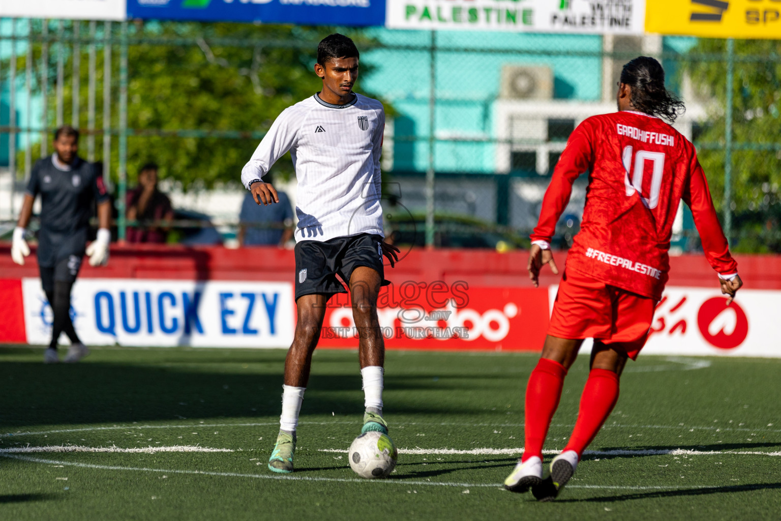 Th. Buruni vs Th. Gaadhiffushi in Day 6 of Golden Futsal Challenge 2024 was held on Saturday, 20th January 2024, in Hulhumale', Maldives 
Photos: Hassan Simah / images.mv