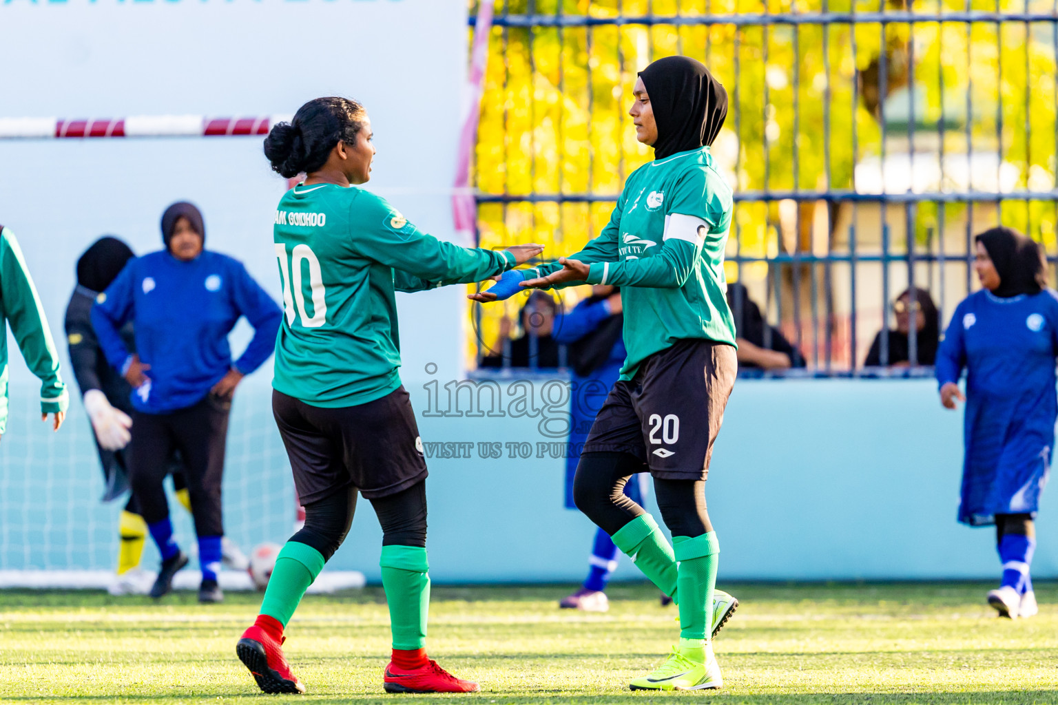 Goidhoo vs Hithaadhoo in Day 4 of Better in Baa Futsal Fiesta 2025 Woman's division held in B. Eydhafushi, Maldives on Saturday, 8th November 2025. Photos: Nausham Waheed / images.mv