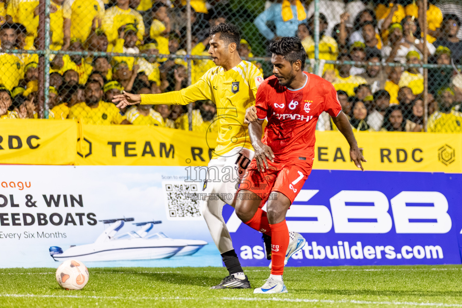 RRC vs STO RC in the Finals of Club Maldives Cup 2025 was held in Rehendhi Futsal Ground, Hulhumale', Maldives on Saturday, 25th October 2025. 
Photos: Hassan Simah / images.mv