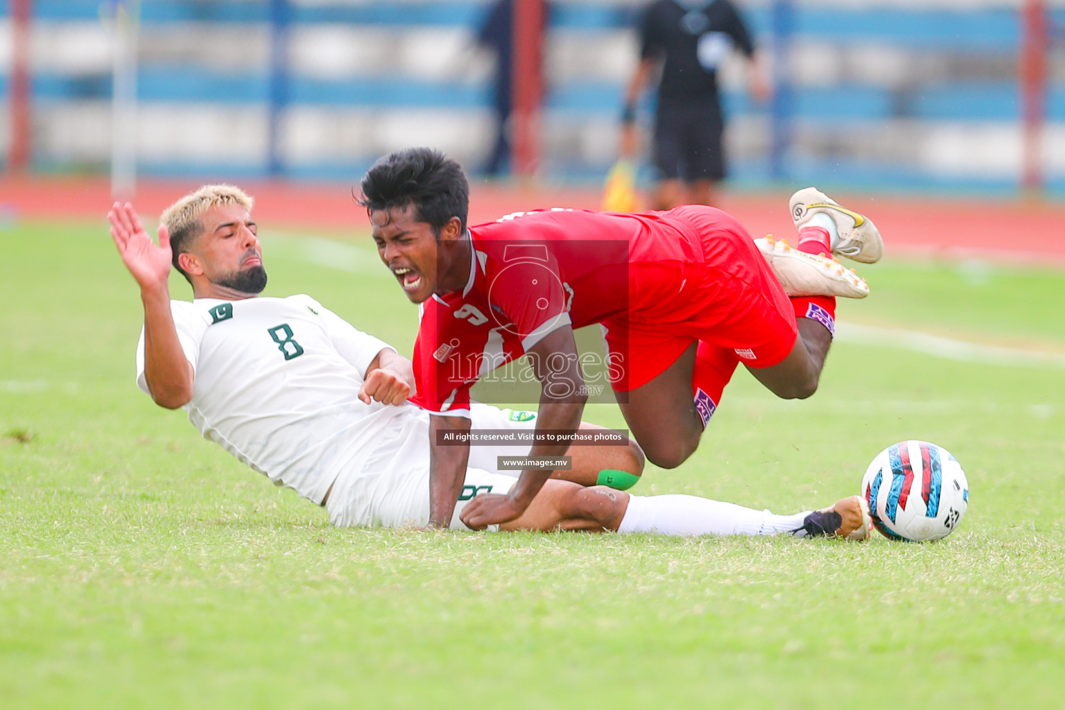 Nepal vs Pakistan in SAFF Championship 2023 held in Sree Kanteerava Stadium, Bengaluru, India, on Tuesday, 27th June 2023. Photos: Nausham Waheed, Hassan Simah / images.mv