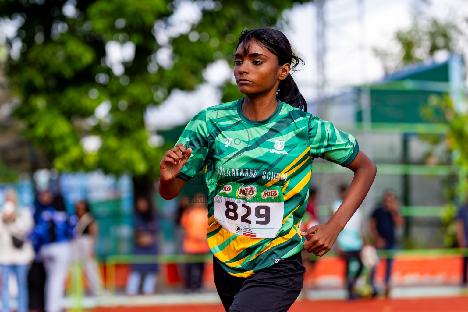 Day 5 of Inter-school Athletics Championship 2025 held in Ekuveni Synthetic Track, Male', Maldives on Saturday, 11th October 2025. Photos by: Nausham Waheed / Images.mv