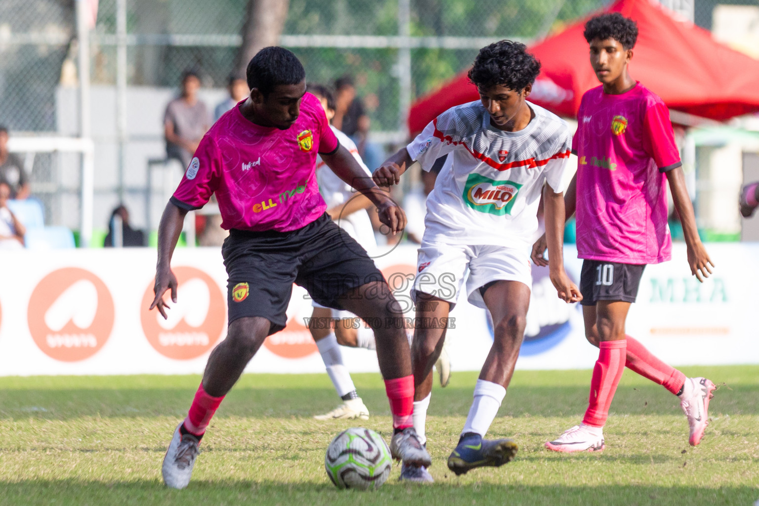 United Victory vs TC Sports Club in Day 7 of Dhivehi Youth League 2024 held at Henveiru Stadium on Sunday, 1st December 2024. Photos: Shuu Abdul Sattar, / Images.mv