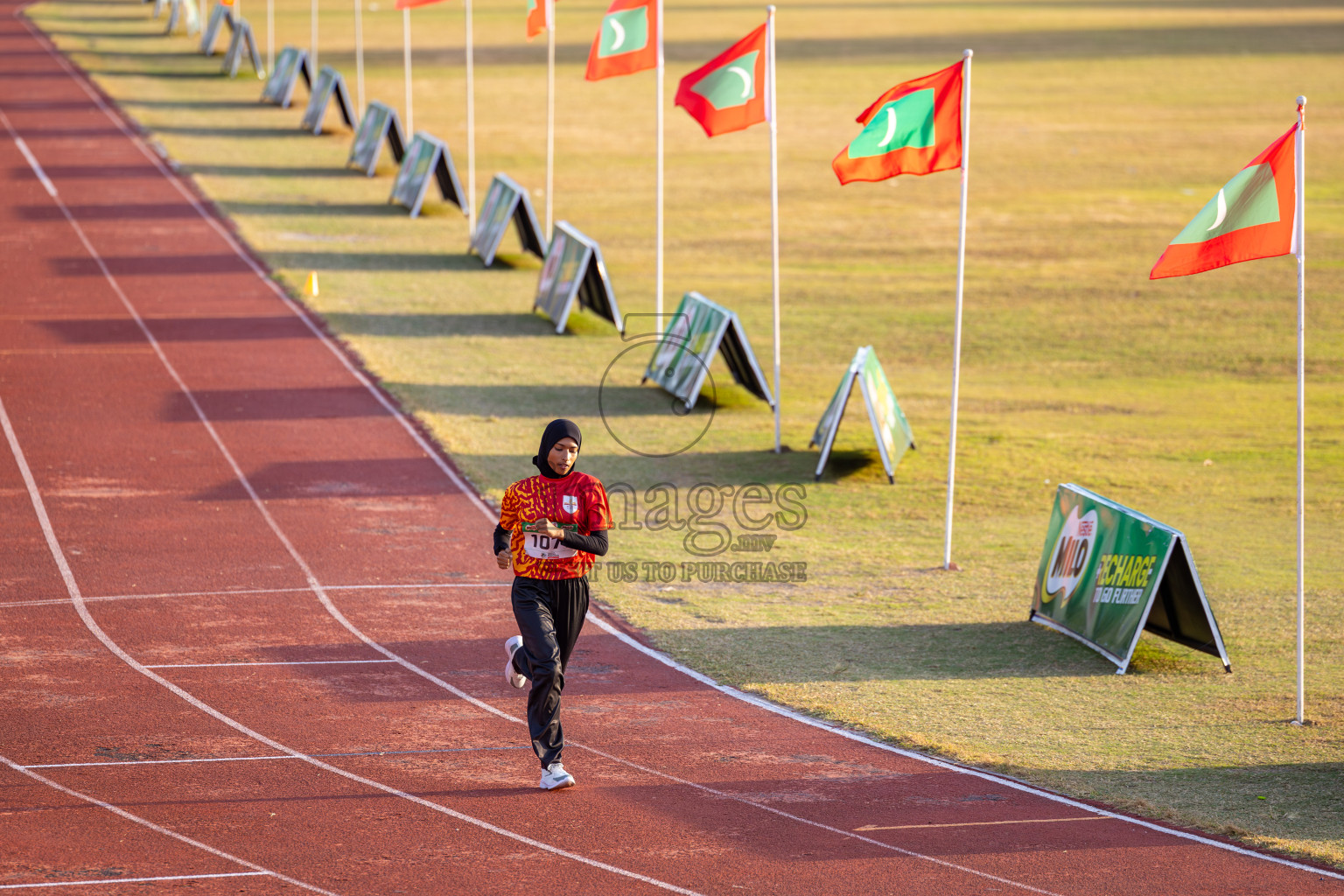 Day 1 of Inter-school Athletics Championship 2025 held in Ekuveni Synthetic Track, Male', Maldives on Monday, 06th October 2025. Photos by: Ismail Thoriq / Images.mv
