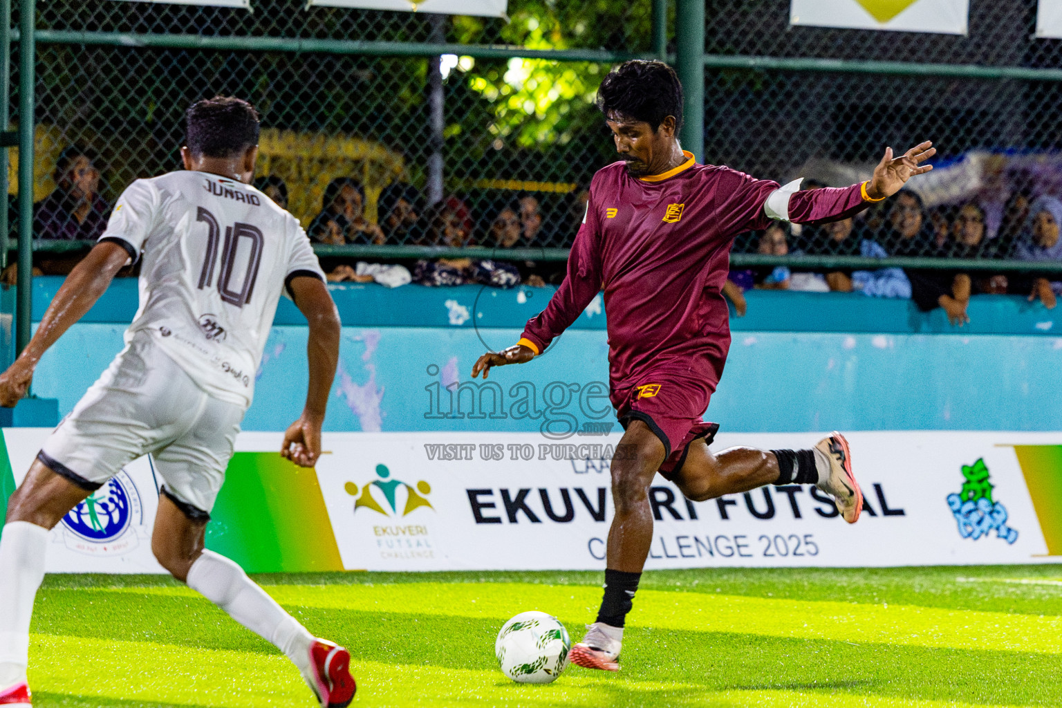 Ifhaams vs Comienzo fc in Semi Finals of Laamehi Dhiggaru Ekuveri Futsal Challenge 2025 was held on Sunday, 27th July 2025, at Dhiggaru Futsal Ground, Dhiggaru, Maldives Photos: Nausham Waheed  / images.mv