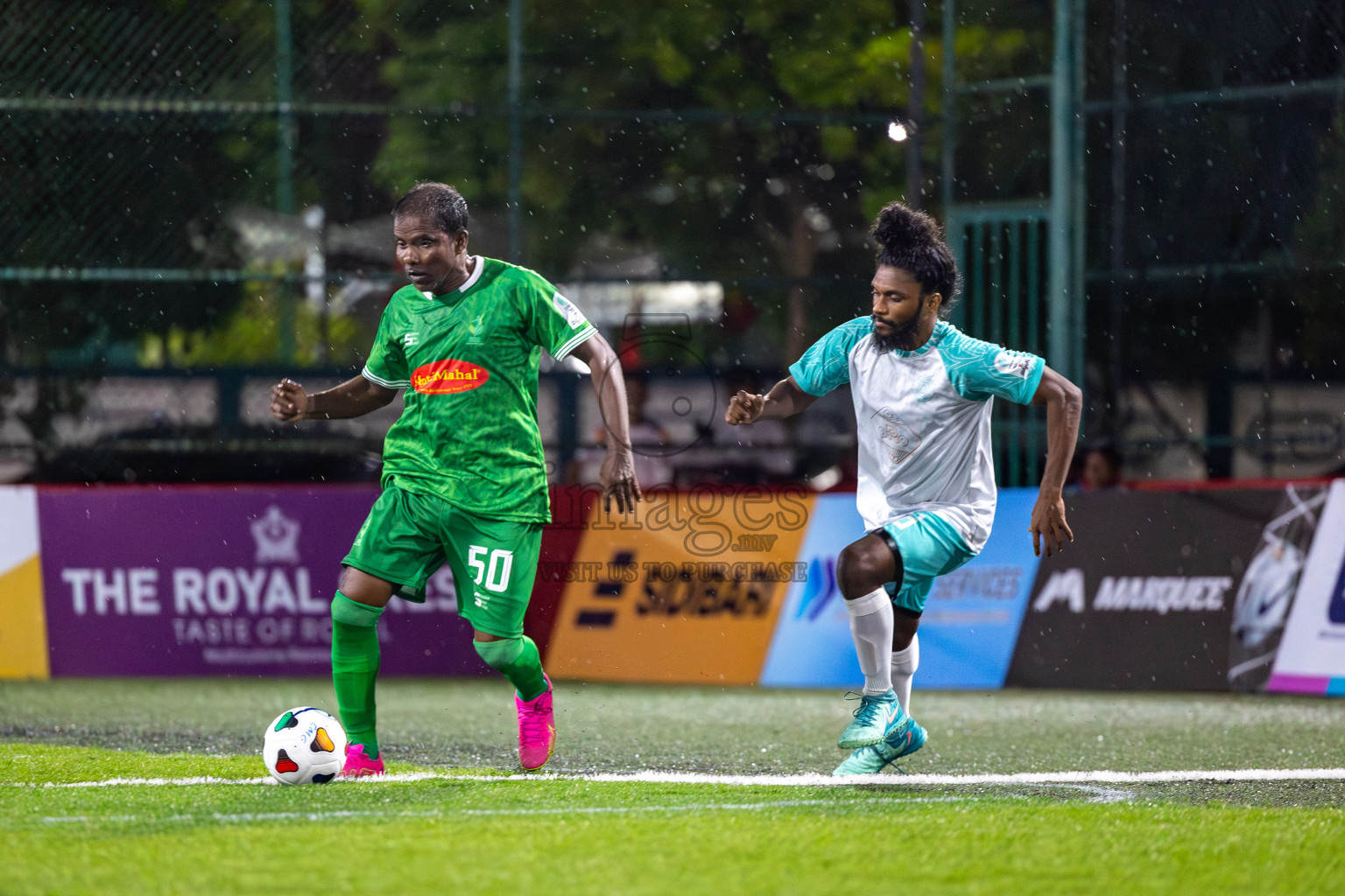 CLUB SDFC vs AGRI RC in Club Maldives Classic 2024 held in Rehendi Futsal Ground, Hulhumale', Maldives on Tuesday, 3rd September 2024. 
Photos: Mohamed Mahfooz Moosa / images.mv