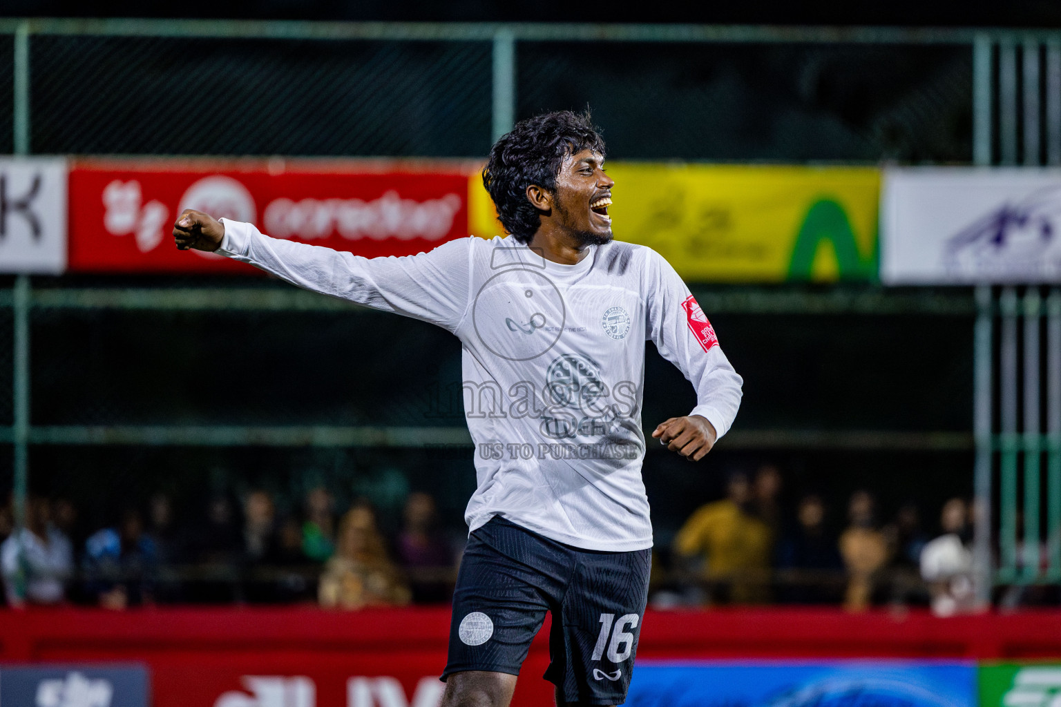 Thaa Omadhoo VS Thaa Kinbidhoo in Day 6 of Golden Futsal Challenge 2025 on Friday, 6th January 2025, in Hulhumale', Maldives Photos: Nausham Waheed / images.mv