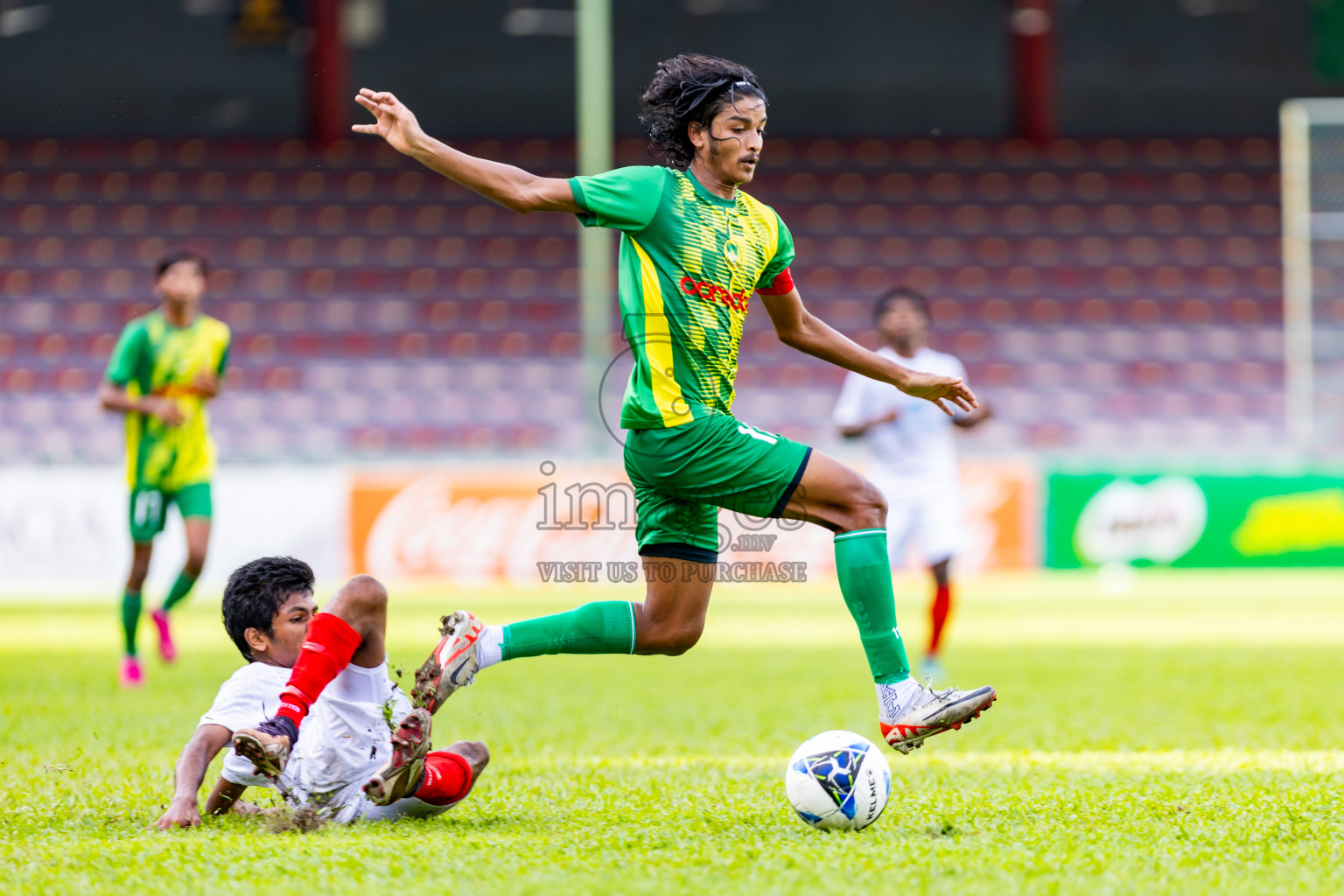 Maziya SRC vs Club Green Streets in Day 2 of Under 19 Youth Championship 2024 was held at National Stadium in Male', Maldives on Monday, 10th June 2024. Photos: Nausham Waheed / images.mv b