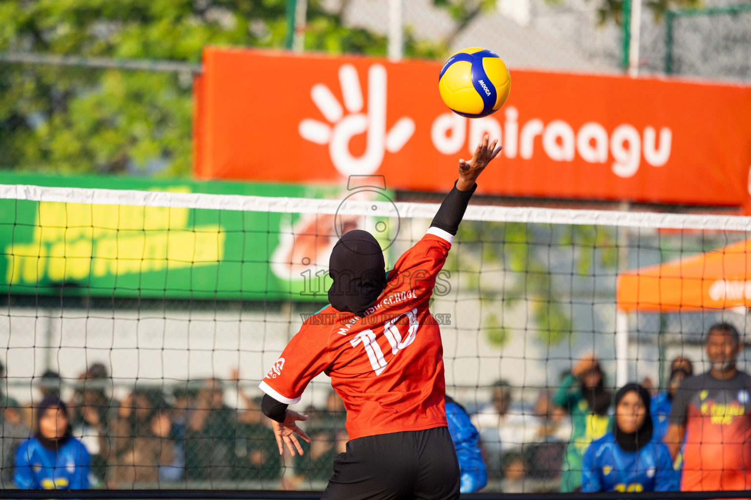 Day 10 of Interschool Volleyball Tournament 2024 was held in Ekuveni Volleyball Court at Male', Maldives on Sunday, 1st December 2024.
Photos: Ismail Thoriq / images.mv