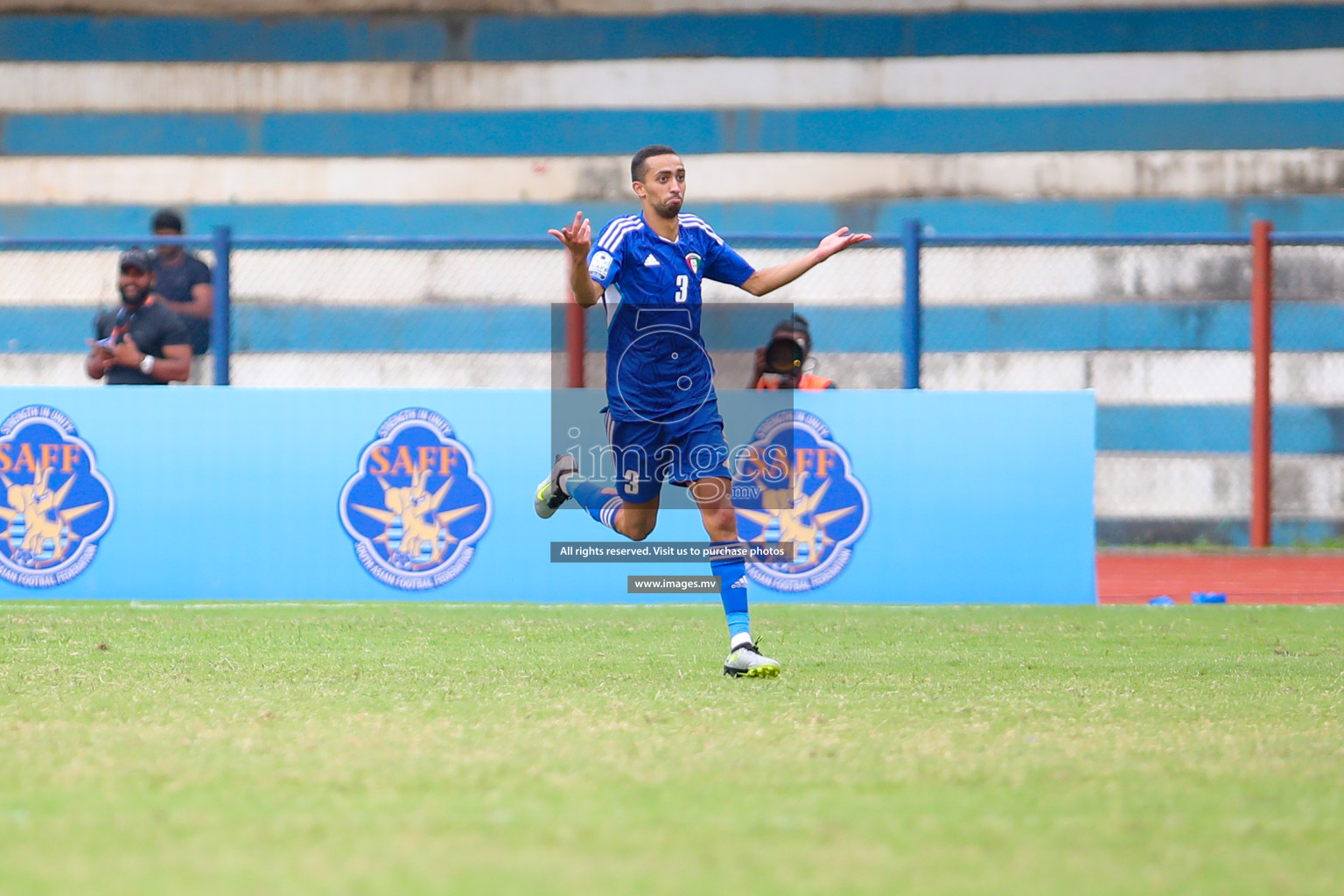 Kuwait vs Bangladesh in the Semi-final of SAFF Championship 2023 held in Sree Kanteerava Stadium, Bengaluru, India, on Saturday, 1st July 2023. Photos: Nausham Waheed, Hassan Simah / images.mv