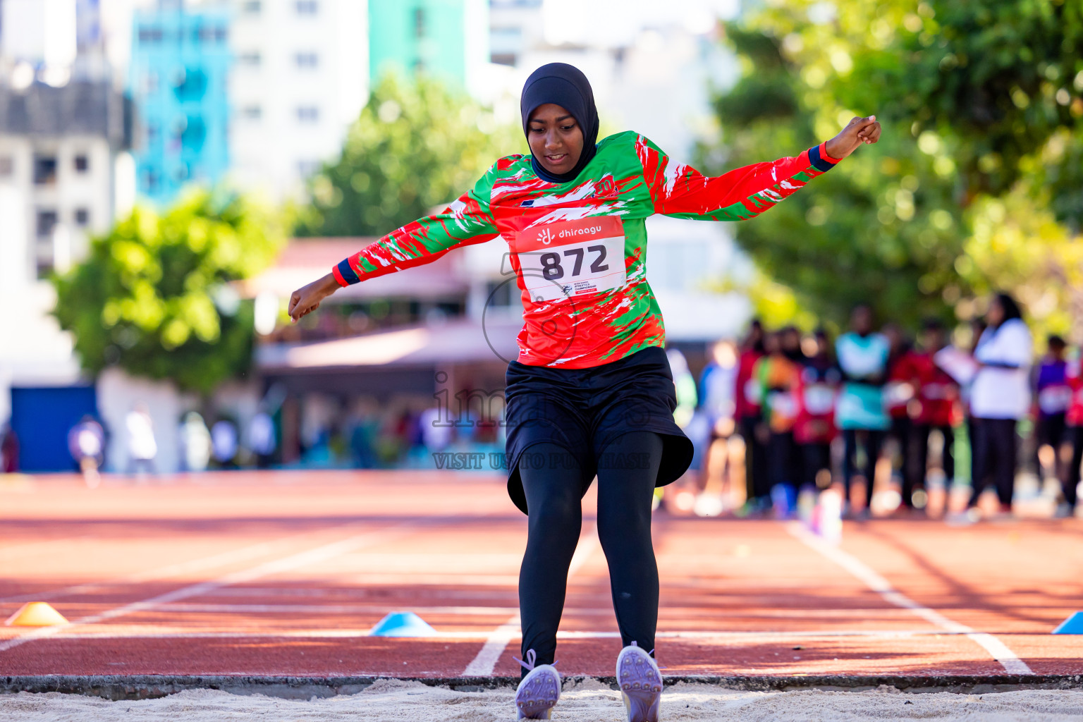 Day 1 of Inter-school Athletics Championship 2025 held in Ekuveni Synthetic Track, Male', Maldives on Monday, 06th October 2025. Photos by: Nausham Waheed / Images.mv