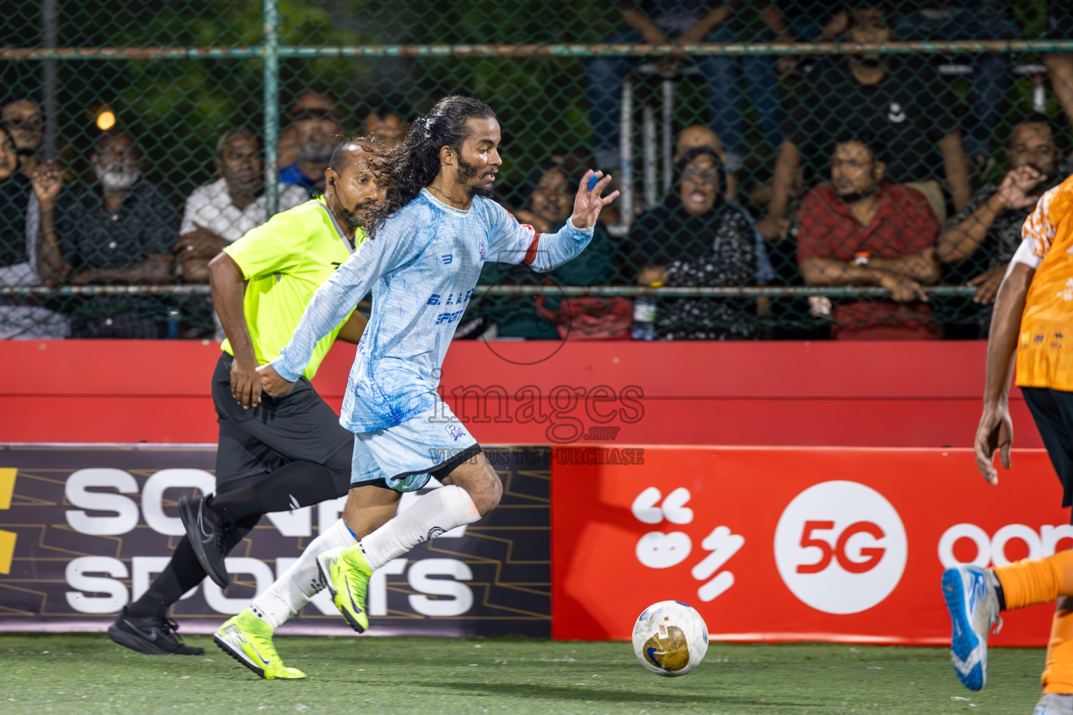 ADh Hangnaameedhoo vs ADh Kunburudhoo in Day 15 of Golden Futsal Challenge 2025 was held on Sunday, 19th January 2025, in Hulhumale', Maldives. Photos: Ismail Thoriq / images.mv
