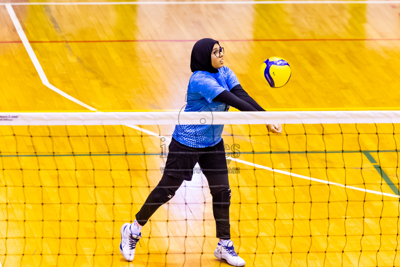 Male' City Team 1 vs Male' City Team 3 in the Finals of MILO Raajje Volley Junior Championship 2025 (U19 Girls) was held in Social Center Indoor Hall, Maldives on Sunday, 28th September 2025. Photos: Nausham Waheed / images.mv