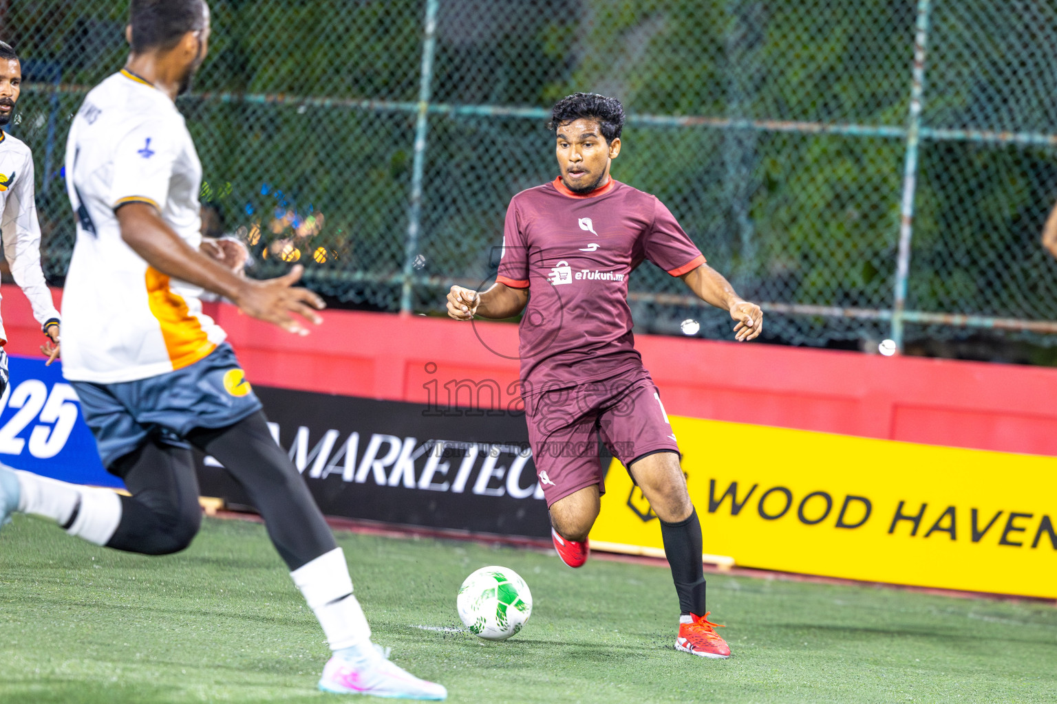 The Hawks vs Maldives Post Limited in Day 3 of Office League 2025 was held on Friday, 18th April 2025 in Hulhumale', Maldives.
Photos: Ismail Thoriq / images.mv