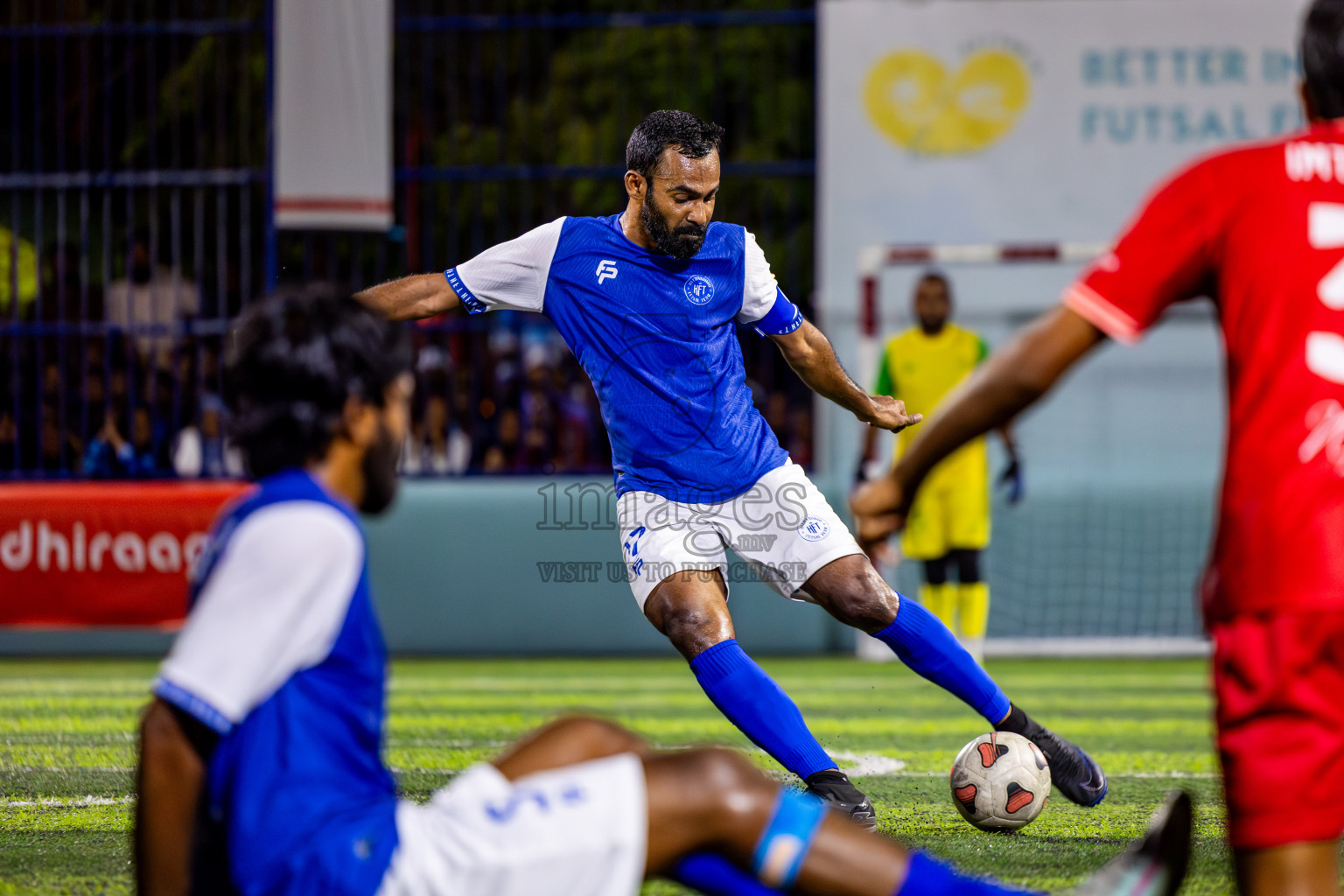 Eydhafushi vs Hithaadhoo in the finals of Better in Baa Futsal Fiesta 2025 Men's division held in B. Eydhafushi, Maldives on Monday, 17th November 2025. Photos: Nausham Waheed / images.mv
