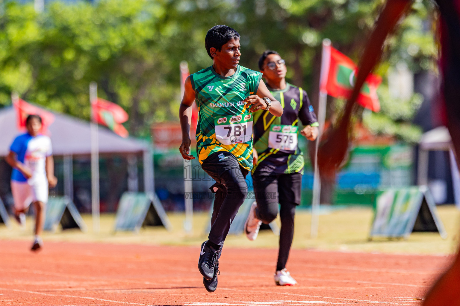 Day 2 of Inter-school Athletics Championship 2025 held in Ekuveni Synthetic Track, Male', Maldives on Tuesday, 07th October 2025. Photos by: Areef Adam / Images.mv