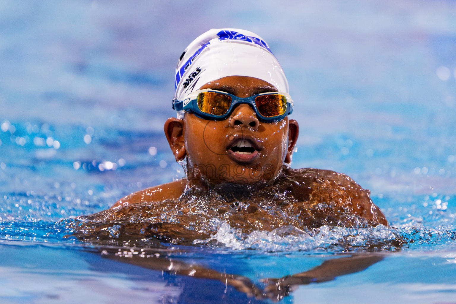 Day 1 of BML 5th National Swimming Kids Festival 2024 held in Hulhumale', Maldives on Monday, 18th November 2024. Photos: Nausham Waheed / images.mv