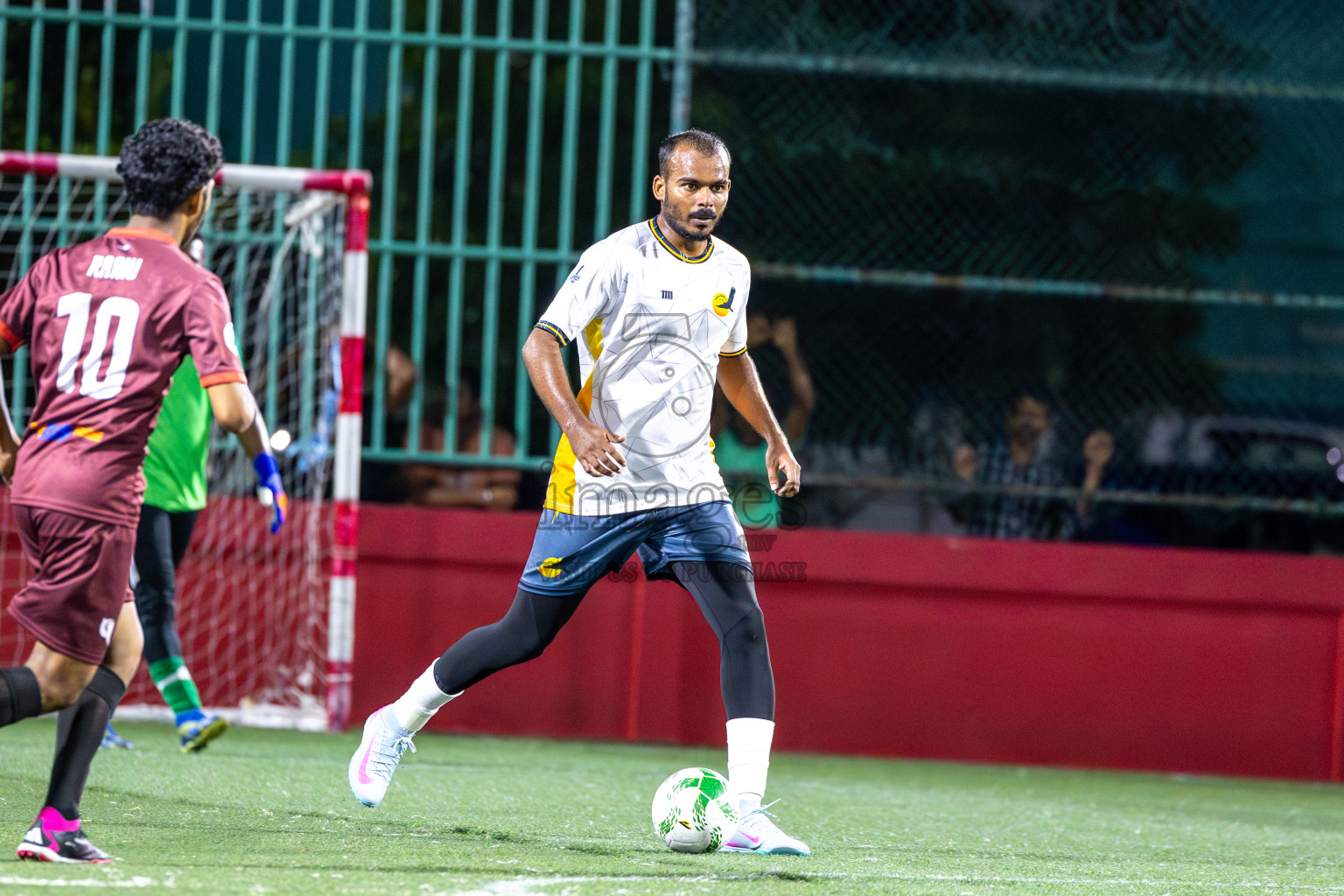 The Hawks vs Maldives Post Limited in Day 3 of Office League 2025 was held on Friday, 18th April 2025 in Hulhumale', Maldives.
Photos: Ismail Thoriq / images.mv