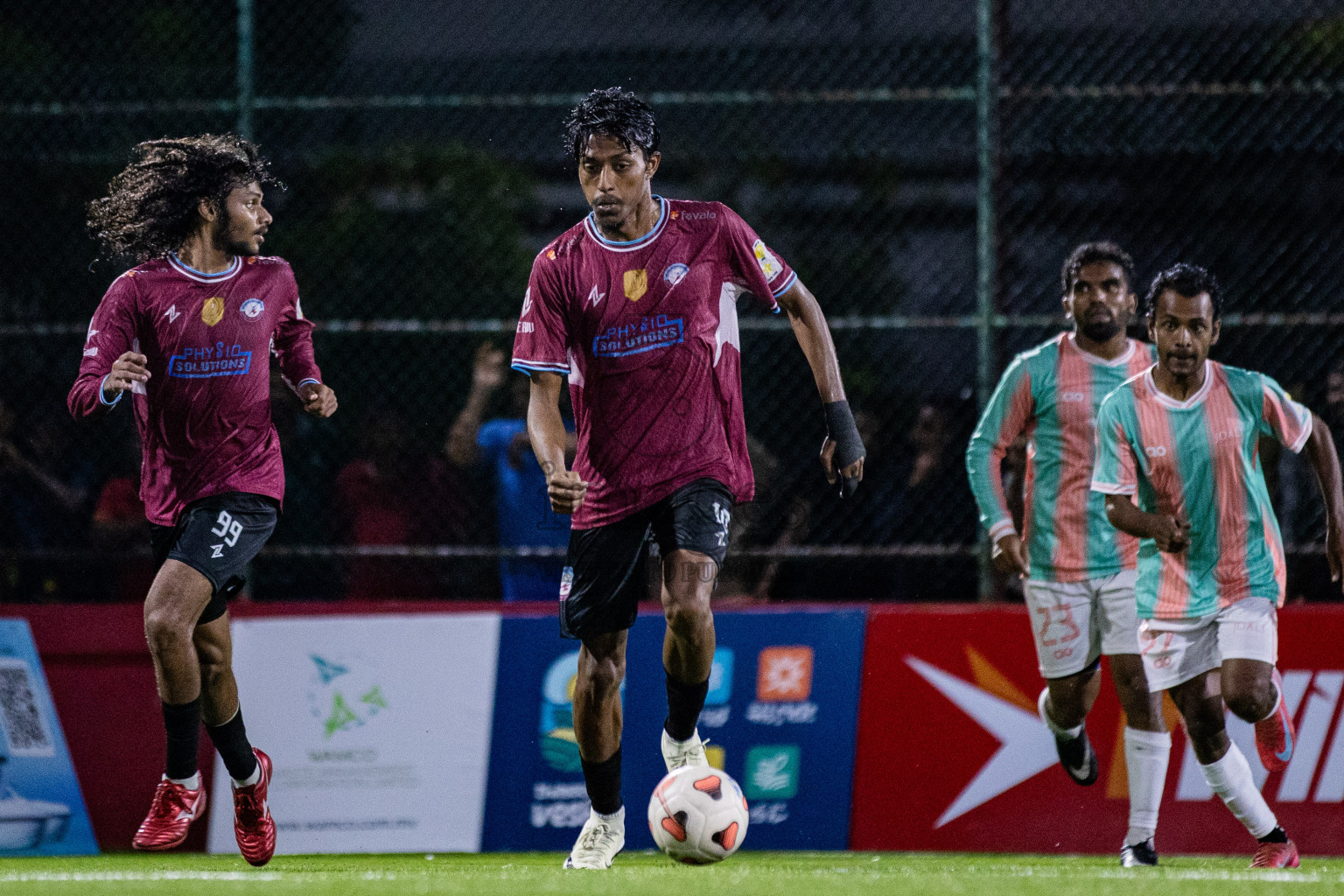 Kulhivaru Vuzara Club vs Joali Maldives in Kings Cup of Club Maldives Cup 2025 held in Rehendi Futsal Ground, Hulhumale', Maldives on Wednesday, 3rd September 2025. Photos: Areef, Yasna / images.mv