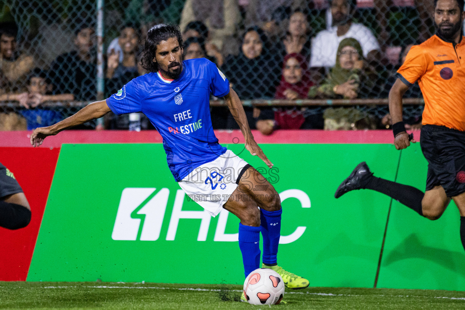 TEAM NAIVAADHOO vs TEAM KAASHIDHOO in Kings Cup of Club Maldives Cup 2025 held in Rehendi Futsal Ground, Hulhumale', Maldives on Wednesday, 3rd September 2025. Photos: Areef, Yasna / images.mv