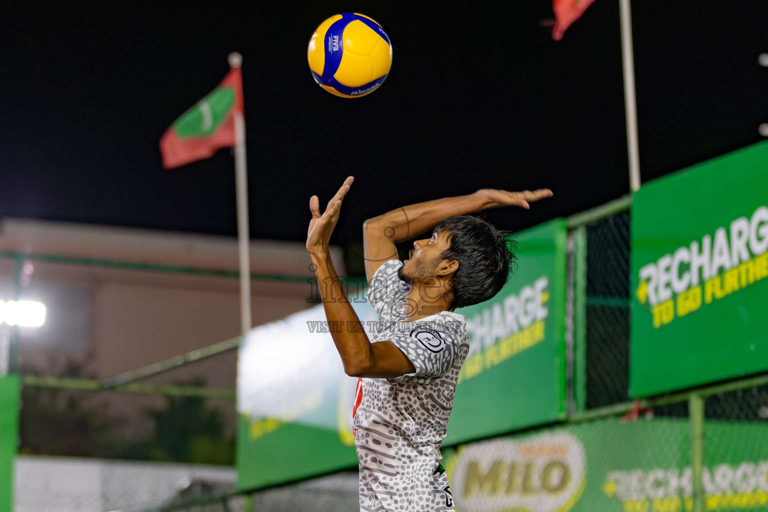 Maathoda Sports Club vs Sports Club City in the Finals of Milo National Junior Volleyball Championship 2025 Men's Division was held on Sunday, 30th November 2025 at Ekuveni Turf Court Male', Maldives. Photos: Areef Adam / images.mv
