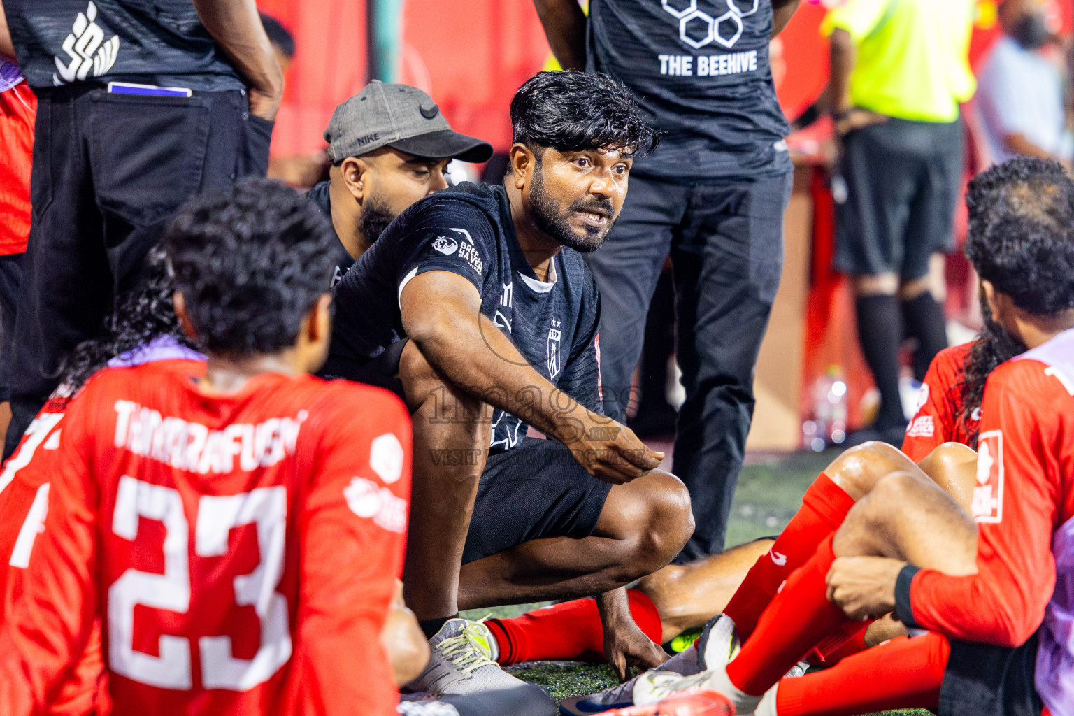 Th Omadhoo vs Th Thimarafushi in Day 18 of Golden Futsal Challenge 2025 was held on Wednesday, 22nd January 2025, in Hulhumale', Maldives. Photos: Nausham Waheed / images.mv