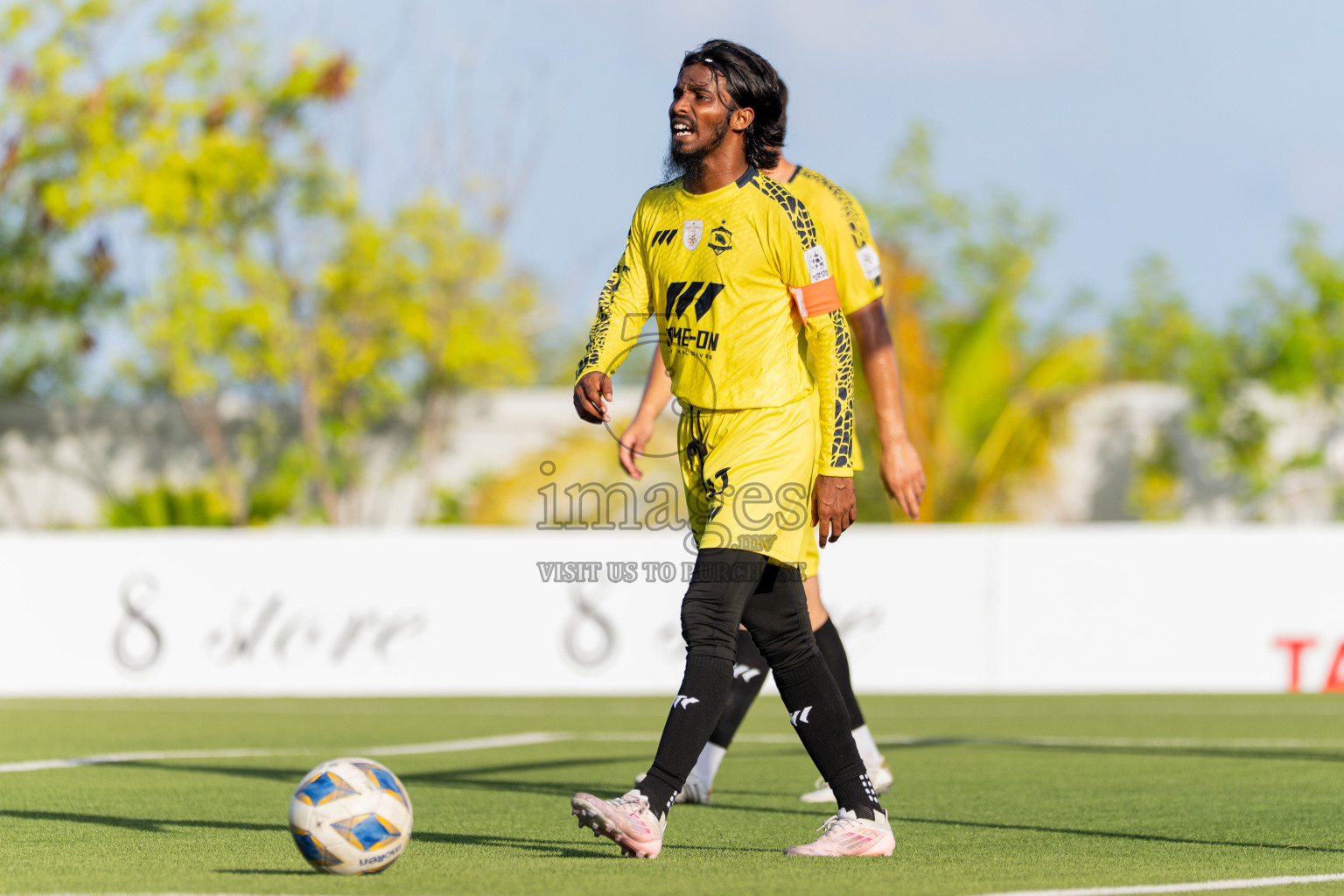 Final Match Irumathi Sports VS Velaa Sports Club in Day 9 of Eydhafushi Cup 2025 held in Eydhafushi Football Stadium at B. Eydhafushi, Maldives on Monday, 15th September 2025. Photos: Arif Rasheed / images.mv