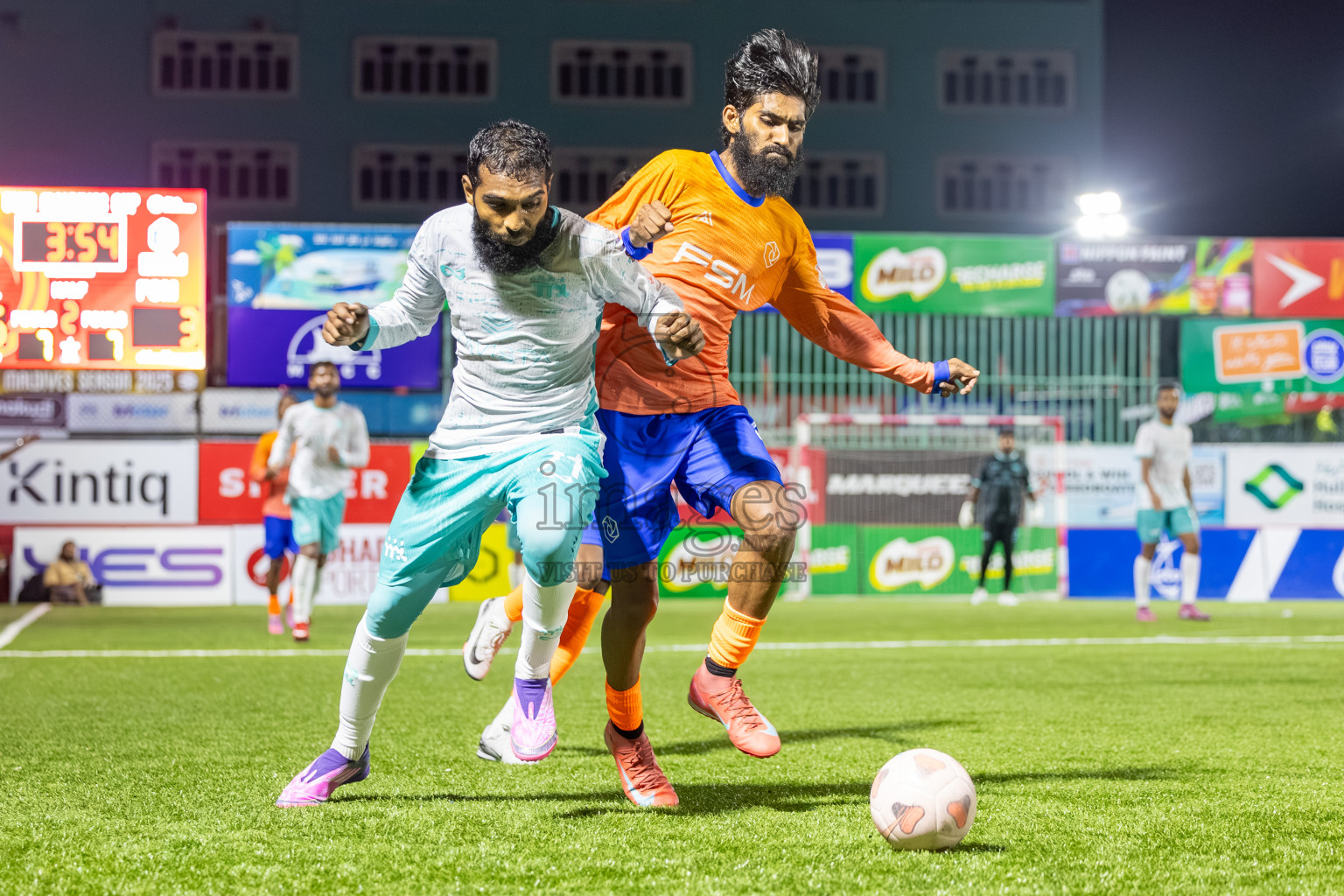 MPL vs Team FSM in Day 14 of Club Maldives Cup 2025 was held in Rehendhi Futsal Ground, Hulhumale', Maldives on Tuesday, 14th October 2025. Photos: Mohamed Mahfooz Moosa / images.mv