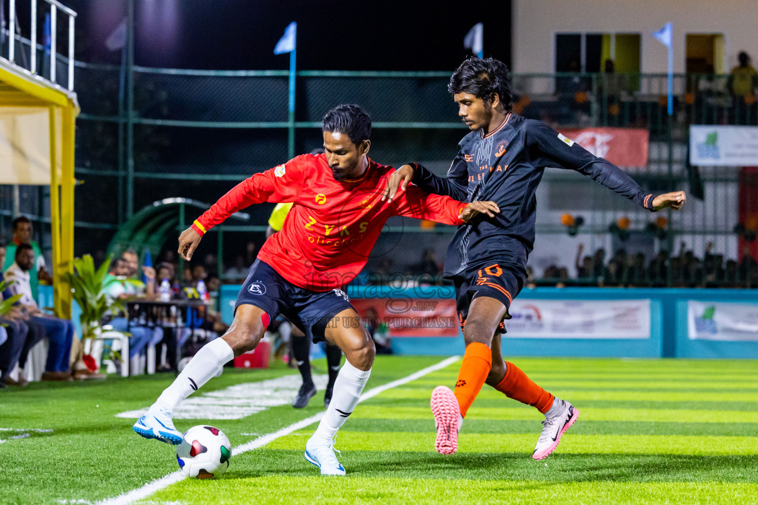 Dee Ess Kay vs Kovigoani in Final of Laamehi Dhiggaru Ekuveri Futsal Challenge 2024 was held on Wednesday, 31st July 2024, at Dhiggaru Futsal Ground, Dhiggaru, Maldives Photos: Nausham Waheed / images.mv