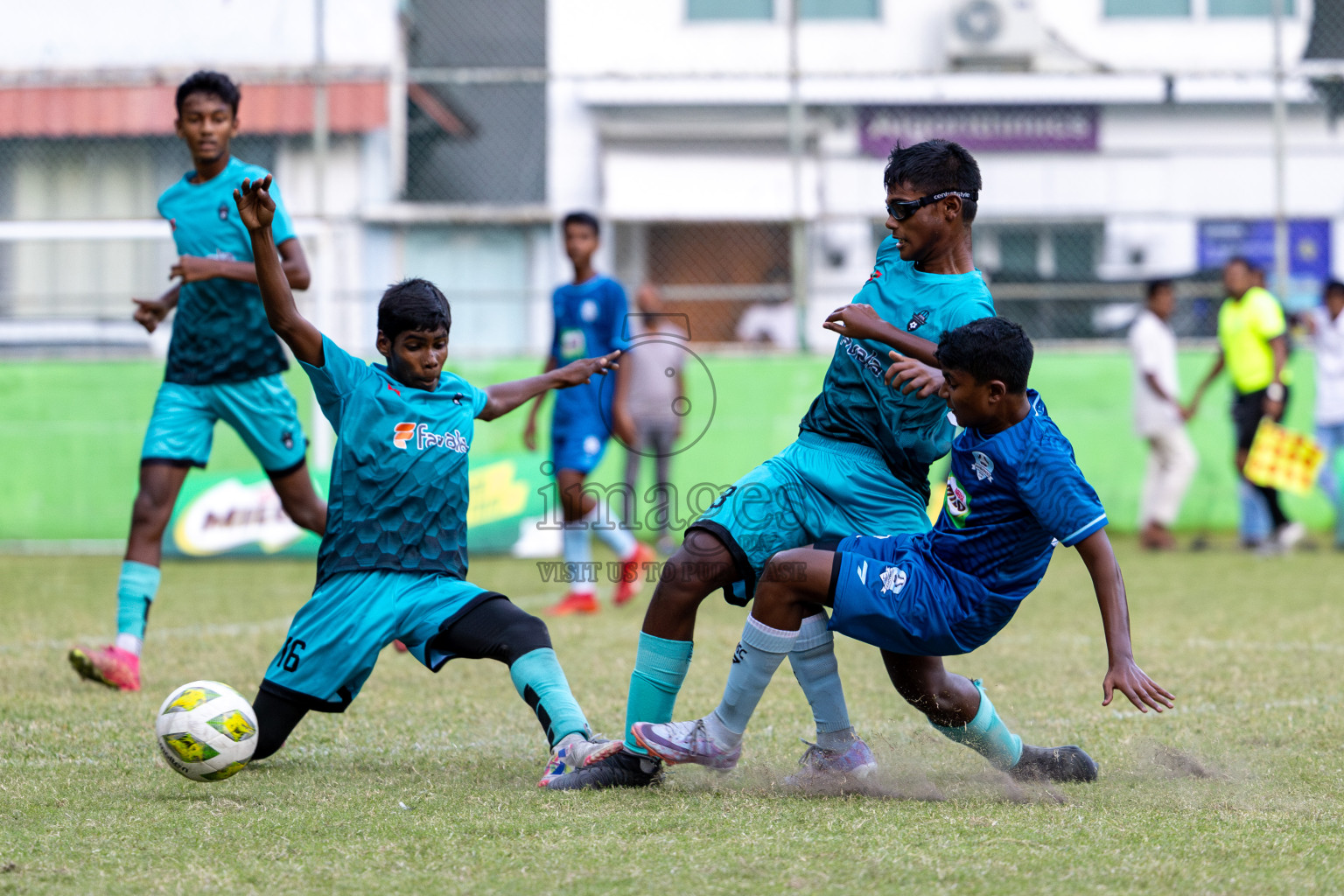 Day 2 of MILO Academy Championship 2024 held in Henveyru Stadium, Male', Maldives on Thursday, 1st November 2024. Photos:Hassan Simah / Images.mv