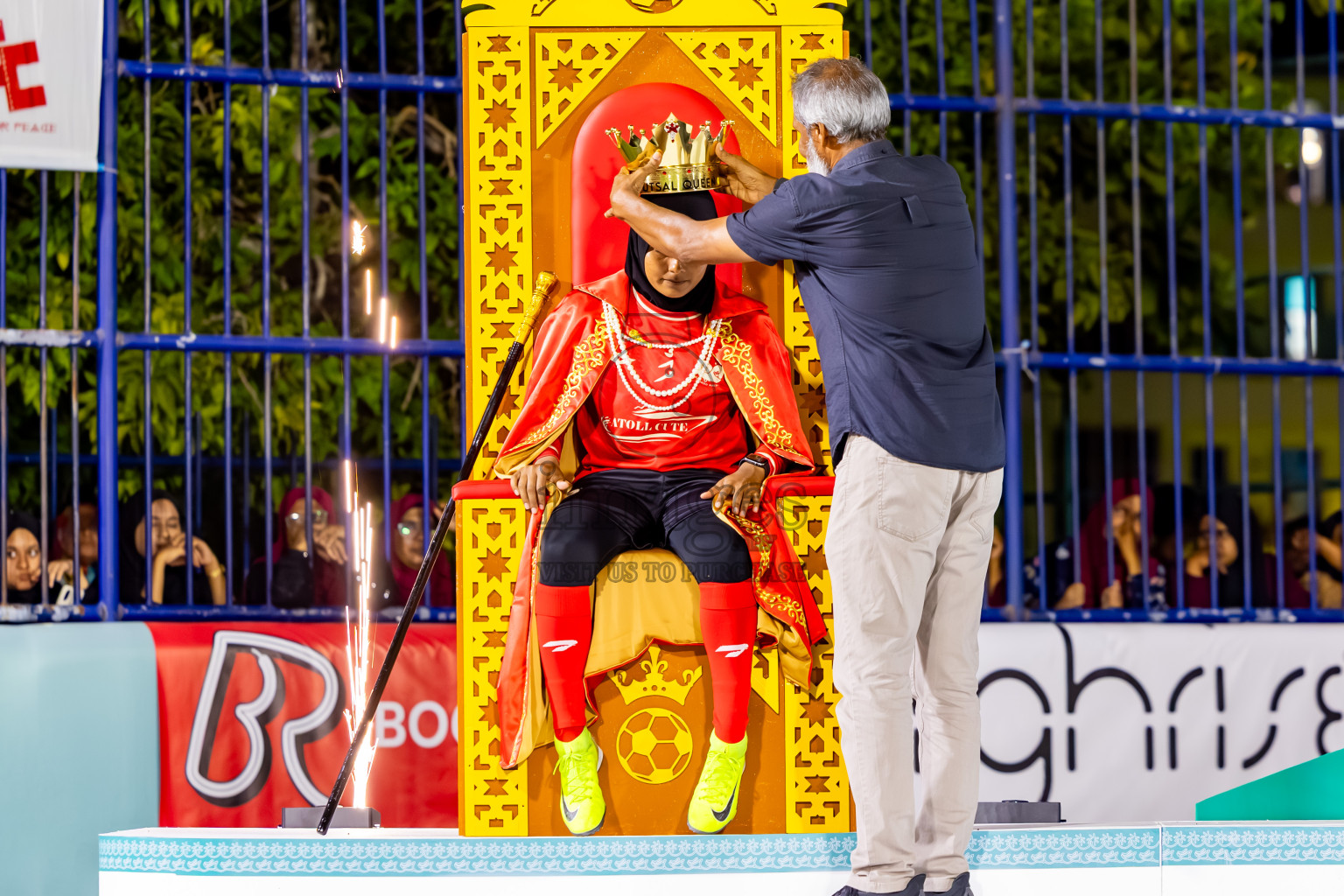 Closing Ceremony of Better in Baa Futsal Fiesta 2025 held in B. Eydhafushi, Maldives on Monday, 17th November 2025. Photos: Nausham Waheed / images.mv