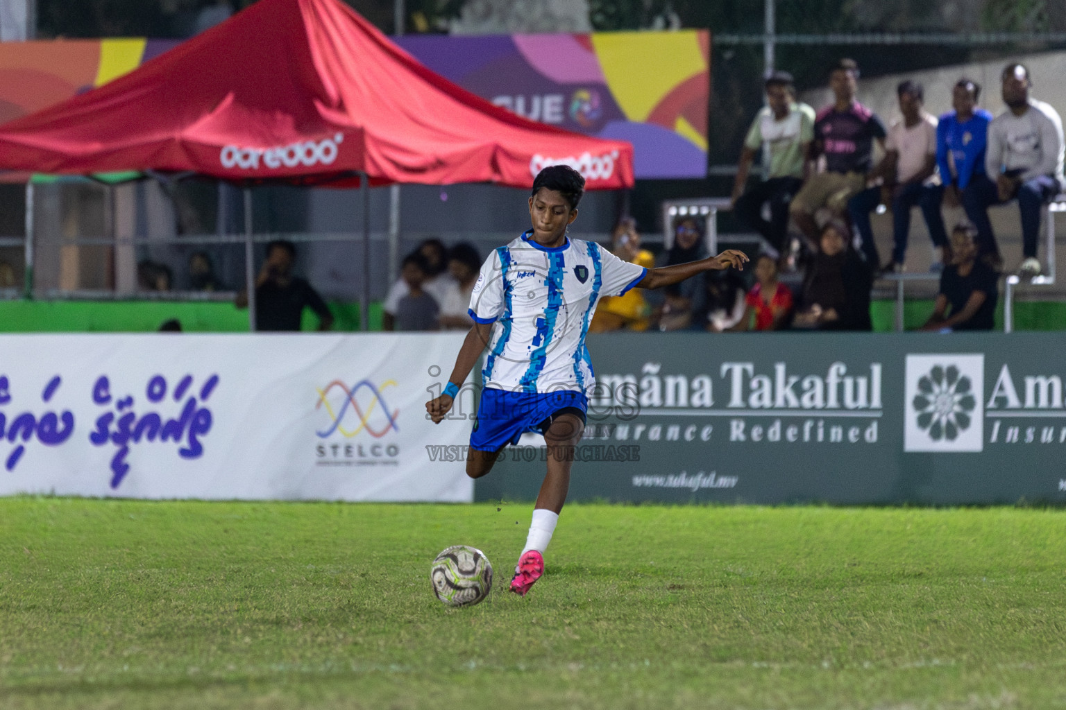 Super United Sports vs Huriyya (U16) in Day 8 of Dhivehi Youth League 2024 held at Henveiru Stadium on Monday, 2nd December 2024. Photos: Mohamed Mahfooz Moosa / Images.mv