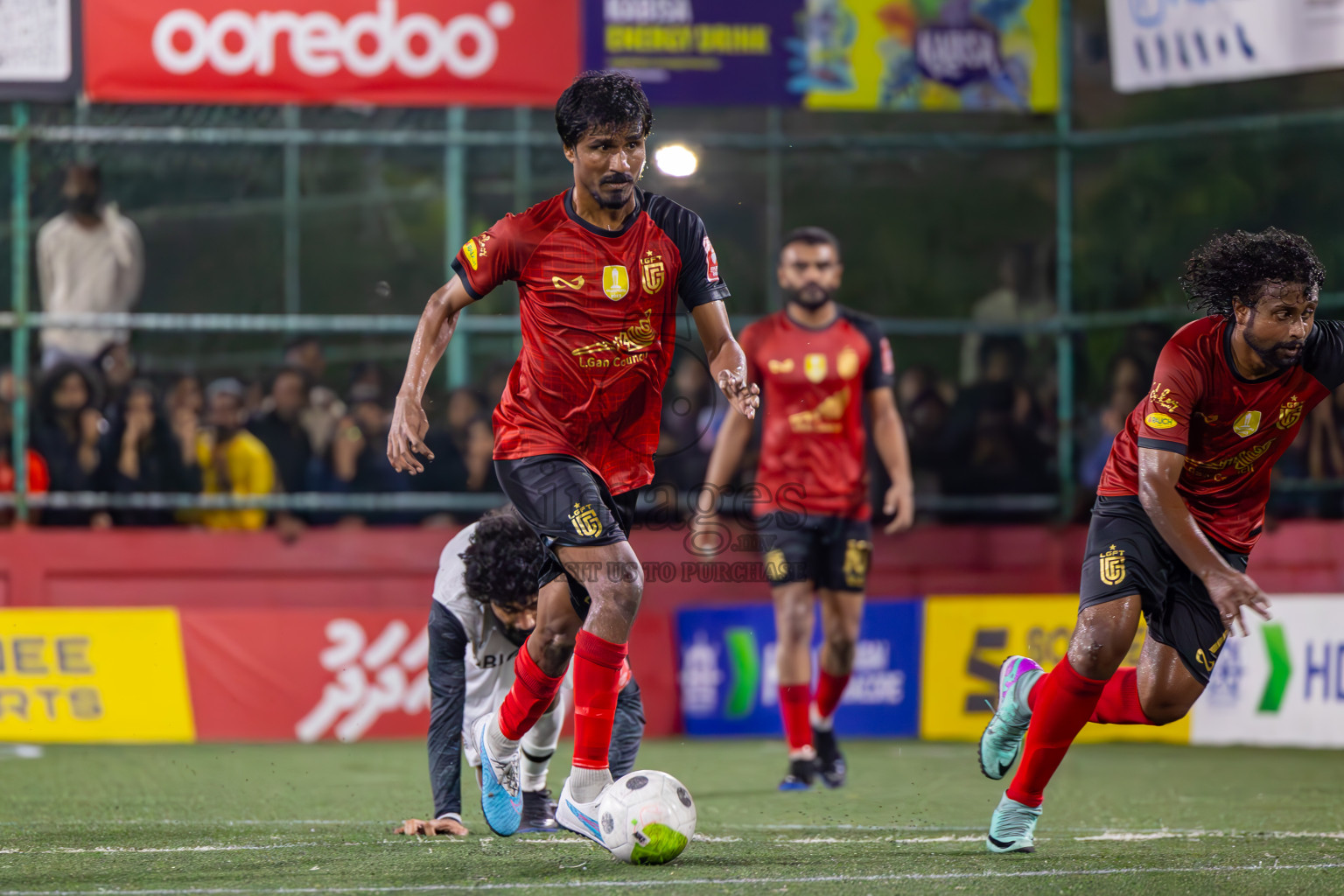 Vilimale vs L Gan in Semi Finals of Golden Futsal Challenge 2024 which was held on Friday, 1st March 2024, in Hulhumale', Maldives.
Photos: Ismail Thoriq / images.mv