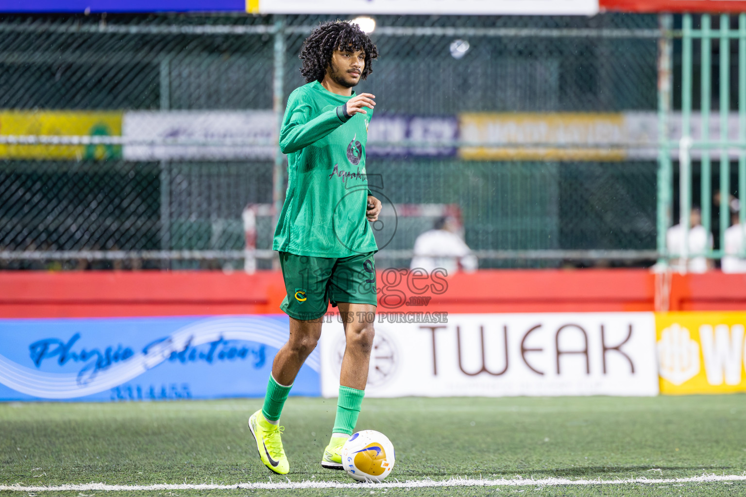 HA Muraidhoo vs HA Vashafaru in Day 9 of Golden Futsal Challenge 2025 was held on Monday, 13th January 2025, in Hulhumale', Maldives
Photos: Ismail Thoriq / images.mv