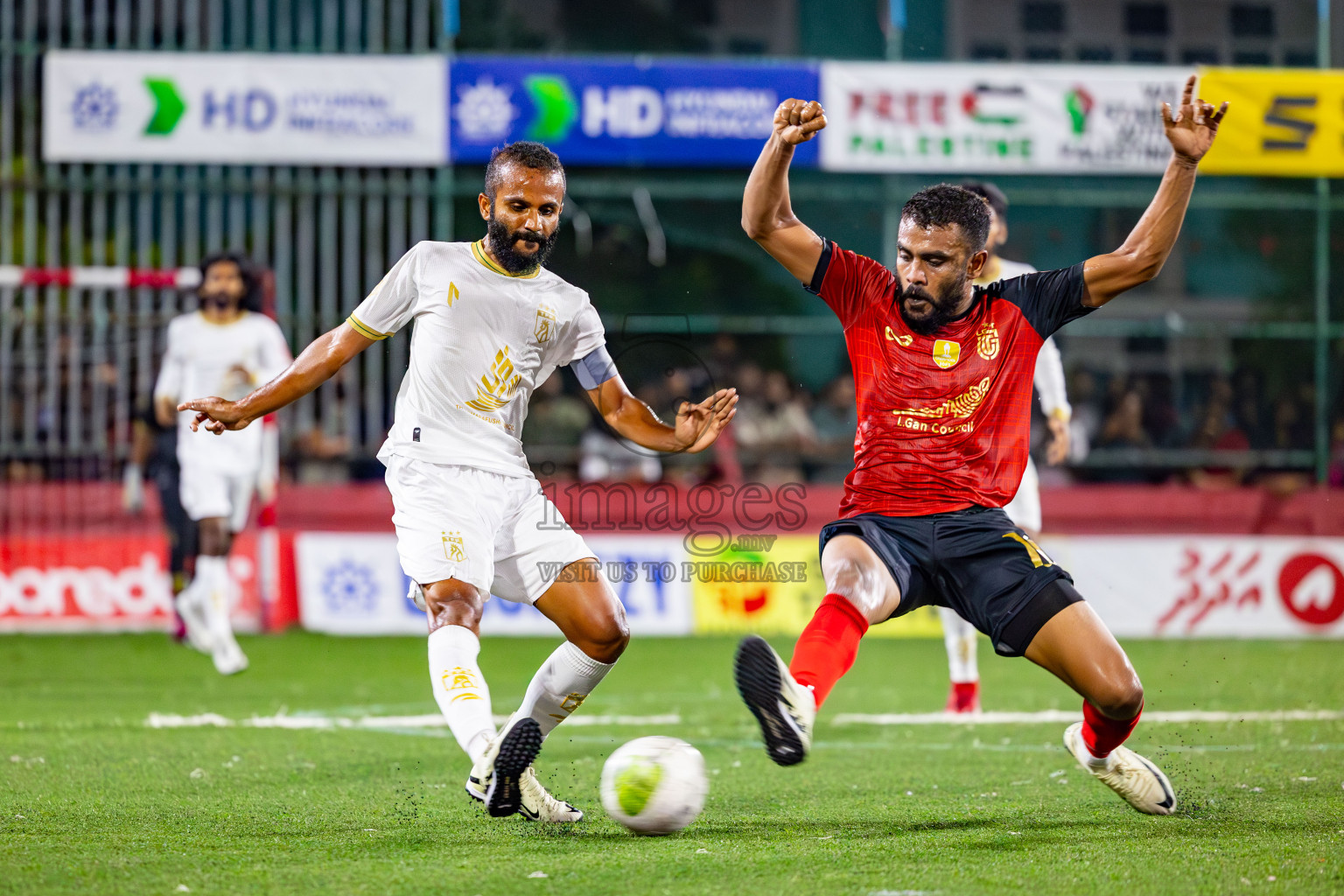 Th Thimarafushi vs L Gan on Day 37 of Golden Futsal Challenge 2024 was held on Thursday, 22nd February 2024, in Hulhumale', Maldives
Photos: Mohamed Mahfooz Moosa/ images.mv