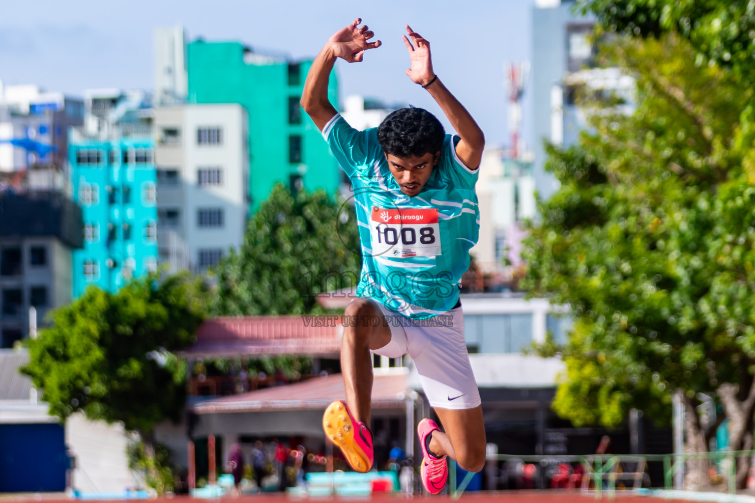 Day 2 of Inter-school Athletics Championship 2025 held in Ekuveni Synthetic Track, Male', Maldives on Tuesday, 07th October 2025. Photos by: Riza / Images.mv