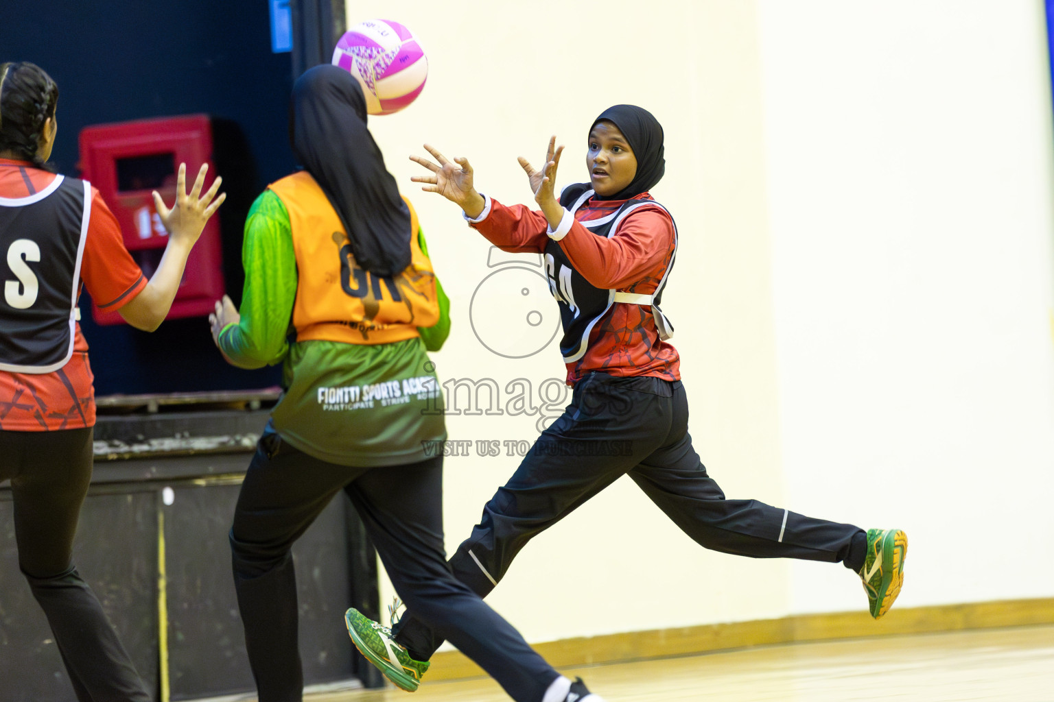 Fionti A team vs AIS Netball Academy in Day 3 of 3rd Netball Junior Championship, held at Social Center on Wednesday 22nd January 2025 . Photos: Shuu Abdul Sattar / images.mv