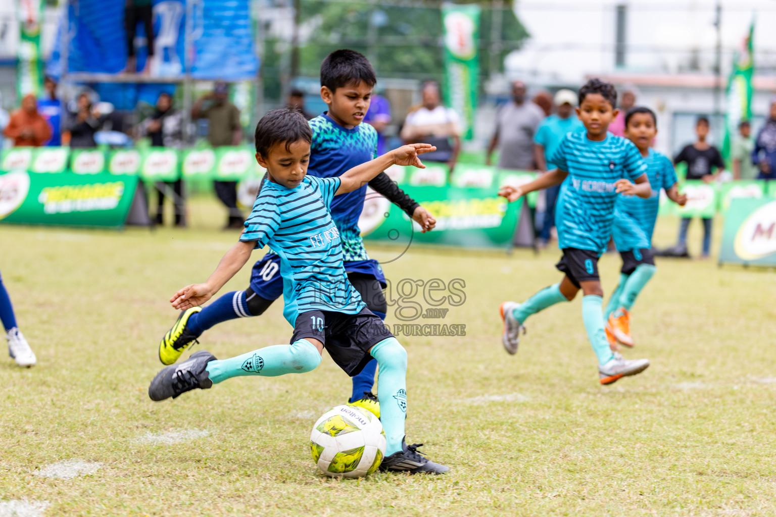 Day 1 of MILO SVAM Juniors 2025 (U-8) was held at Henveiru Stadium in Male', Maldives on Thursday, 26th June 2025. 
Photos: Hassan Simah / images.mv