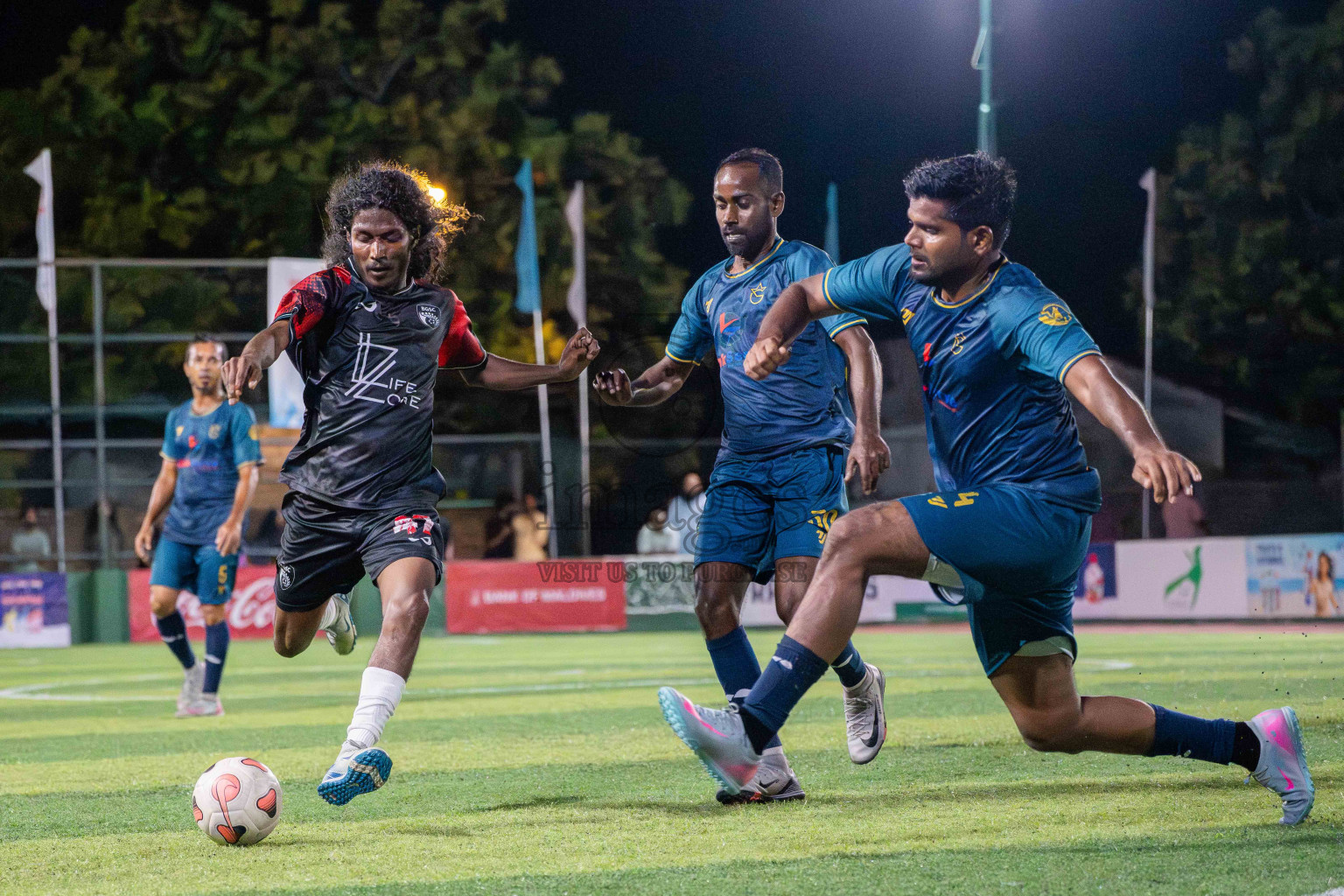 G Star SC VS BGSC in Day 1 - Fonadhoo Youth Futsal Challenge 2025 was held in Fonadhoo Futsal Stadium, L. Fonadhoo, Maldives on Sunday, 26th October 2025 Photos: Arif Rasheed / images.mv